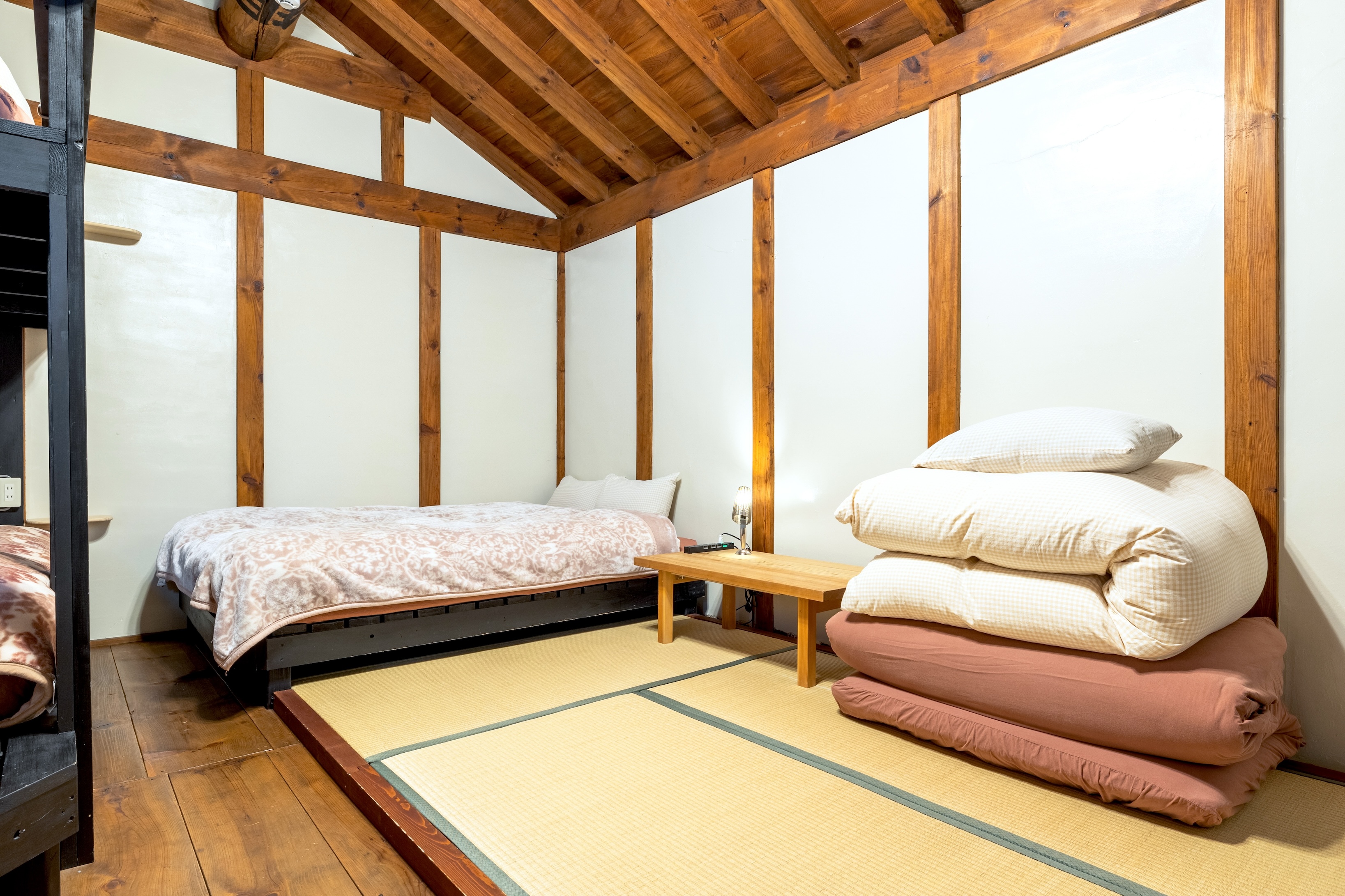 【KURA/蔵】ベッドルーム