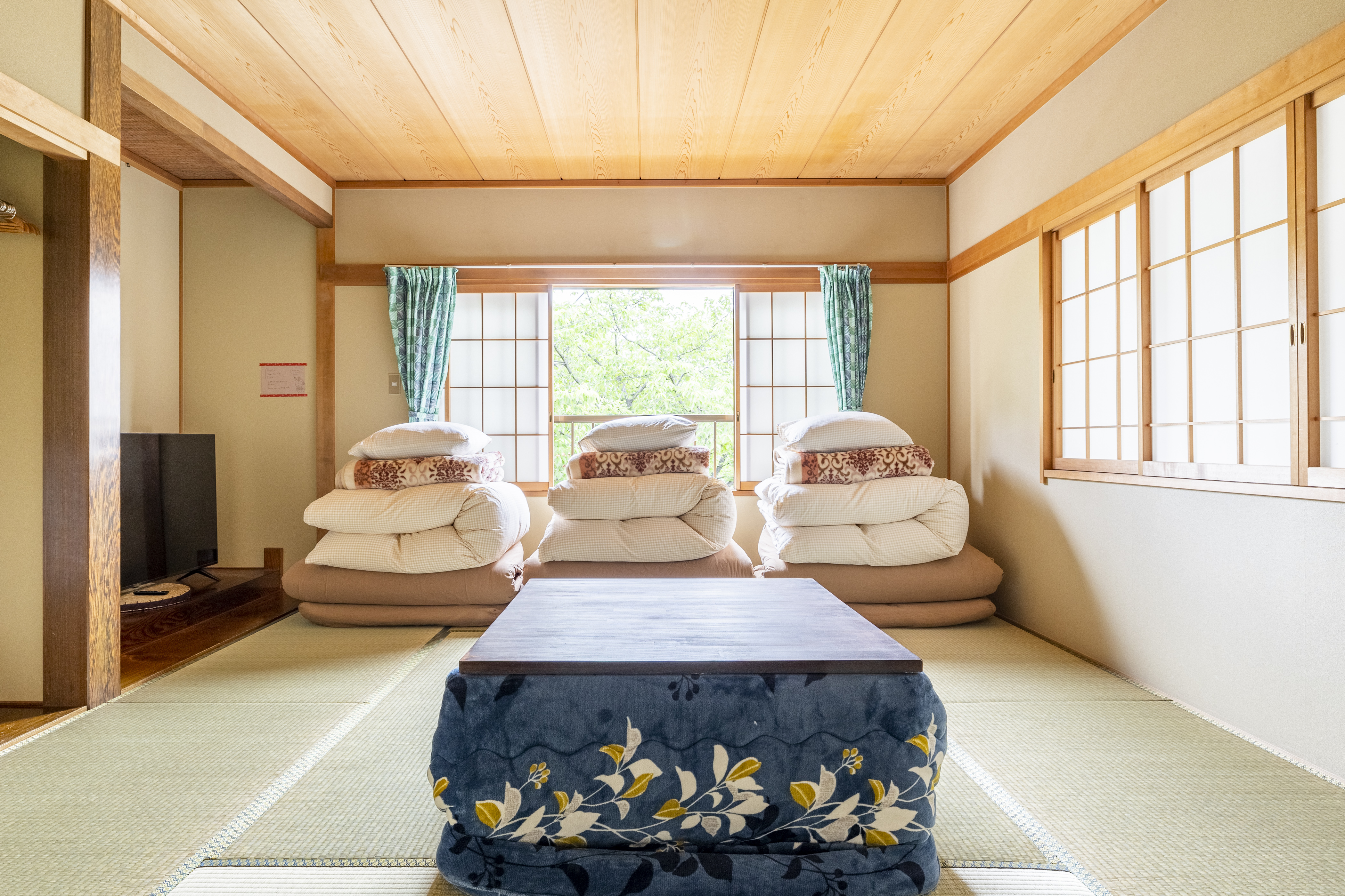 【NIKAI/二階】和室ベッドルーム