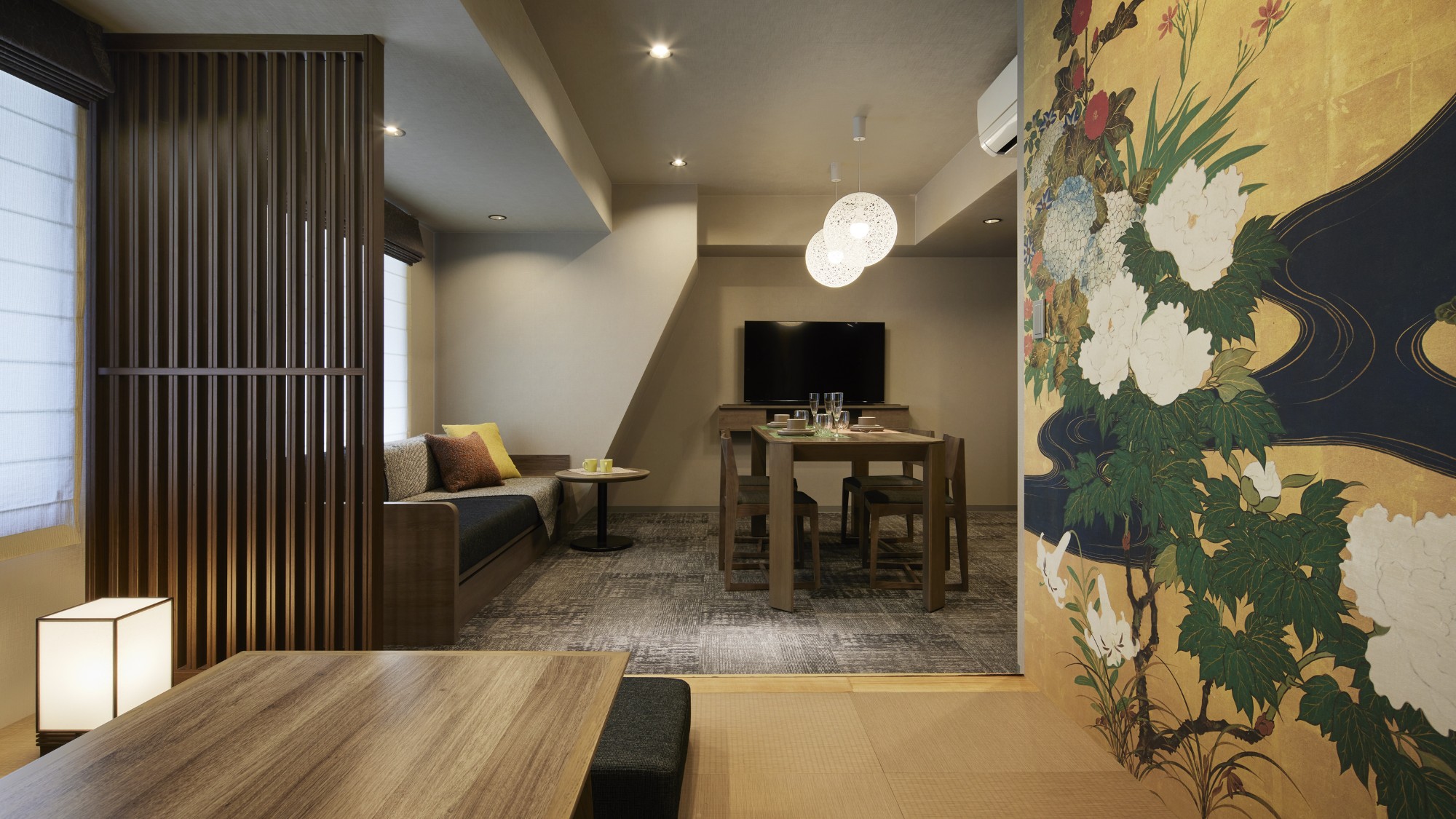 Deluxe Suite 6 Beds Japanese Style