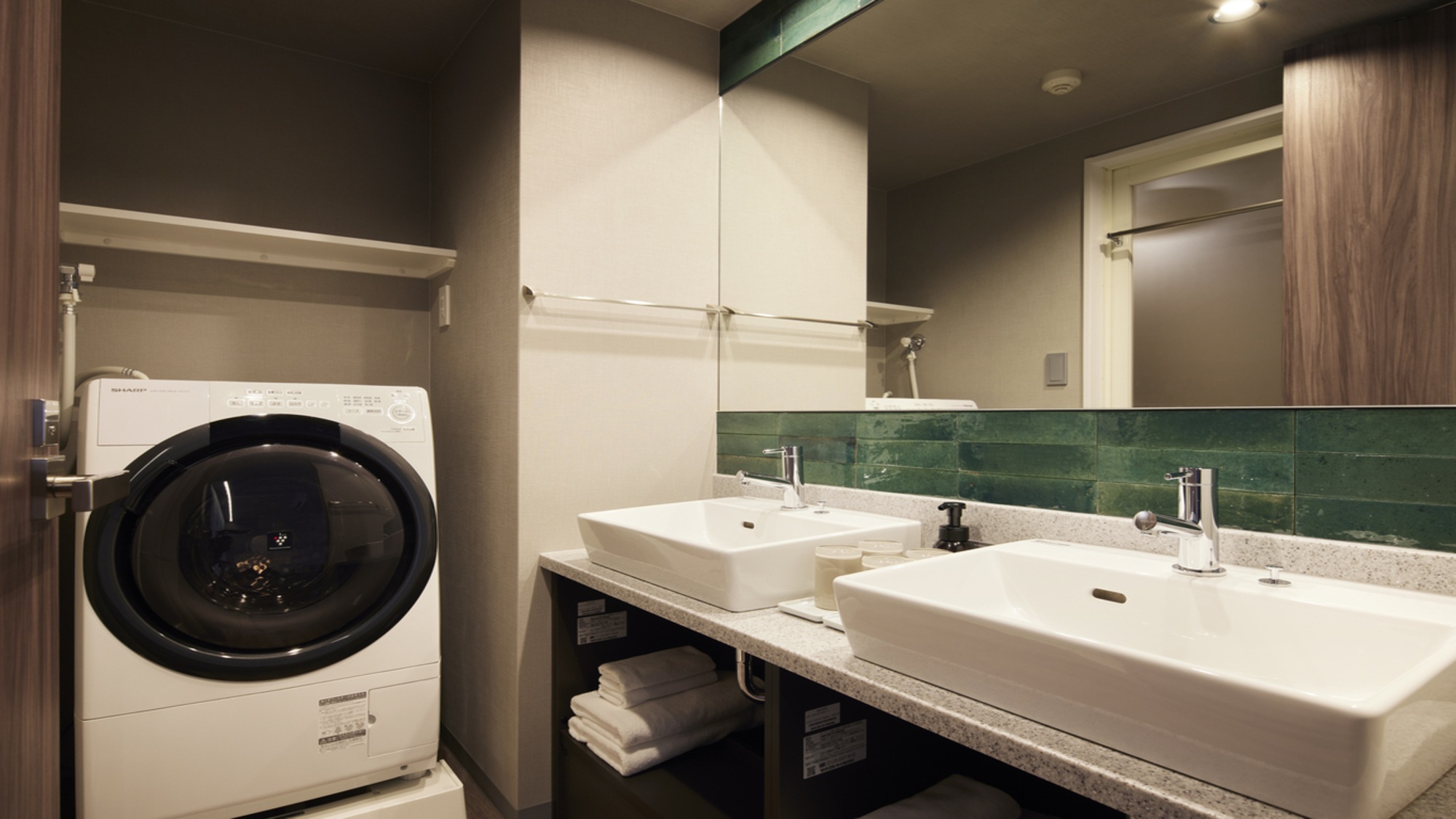 Bathroom バスルーム