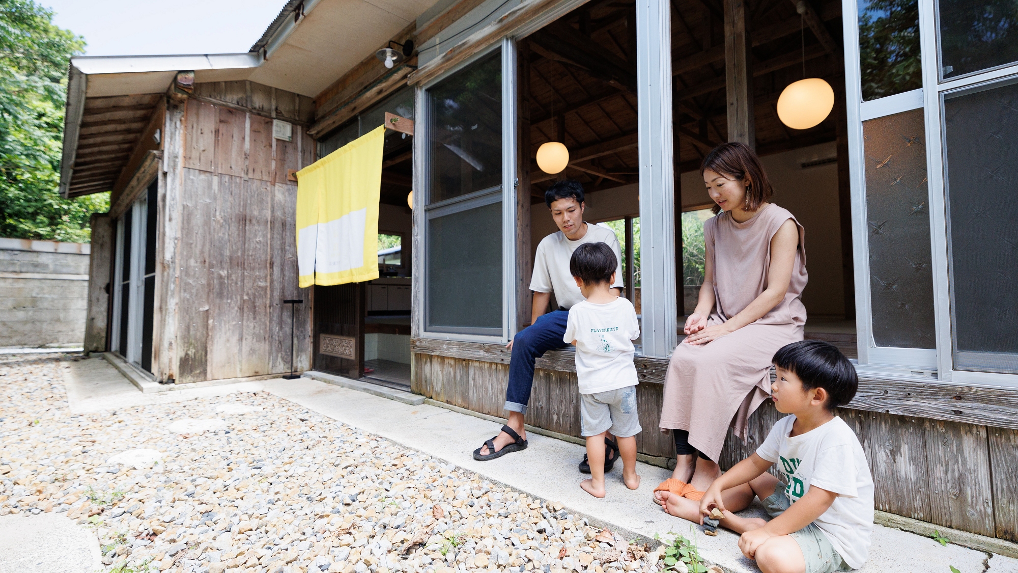 ＜素と露天の宿＞”新しくて懐かしい”「伝泊」の雰囲気を満喫しお過ごしください。