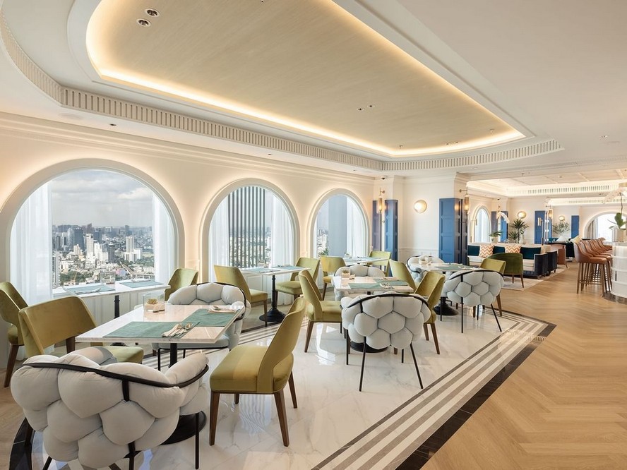 スカイラウンジ（38階）