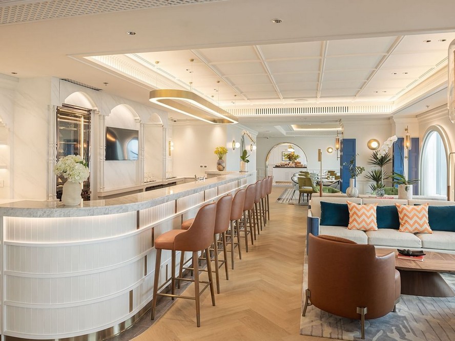 スカイラウンジ（38階）