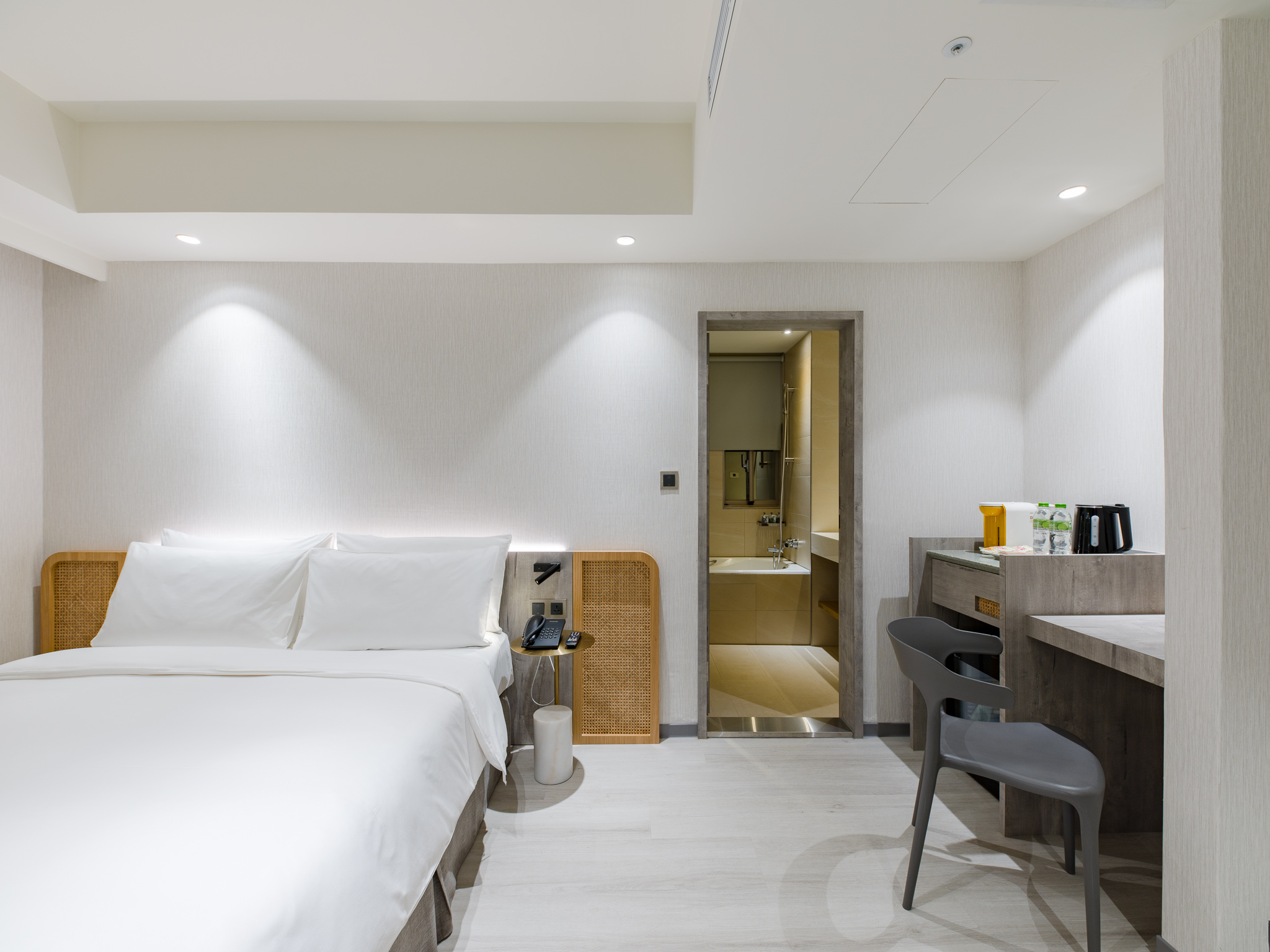 エレガントルーム