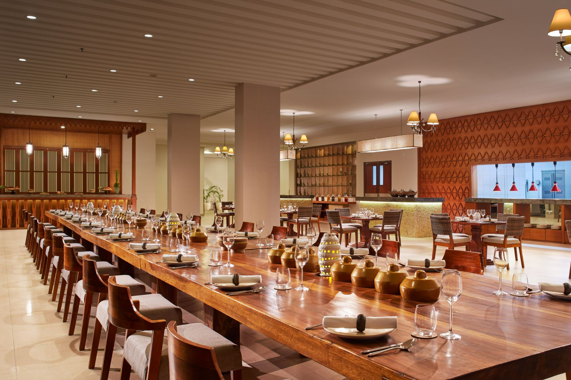 ホンマヤ・レストラン（HOMMAYA RESTAURANT）