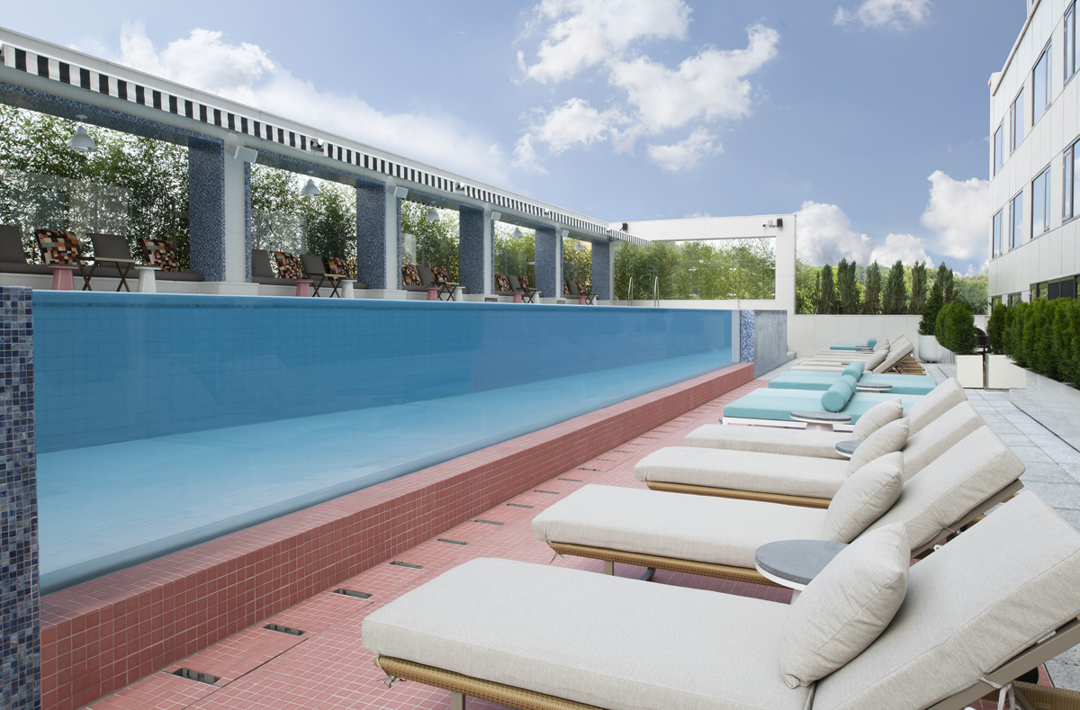 屋外プール（Altitude Pool）2