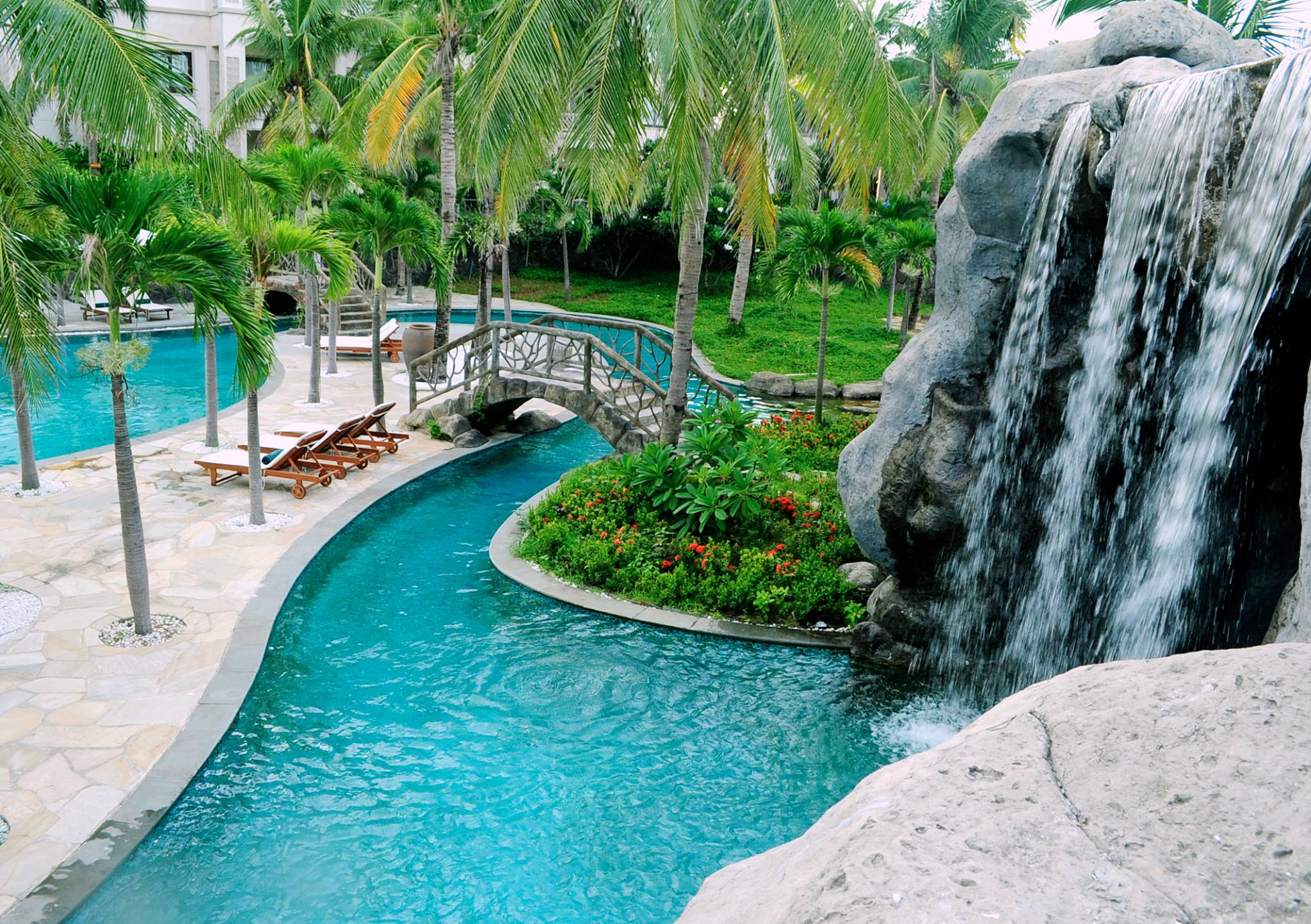 Olalani Resort's Swimming Pool