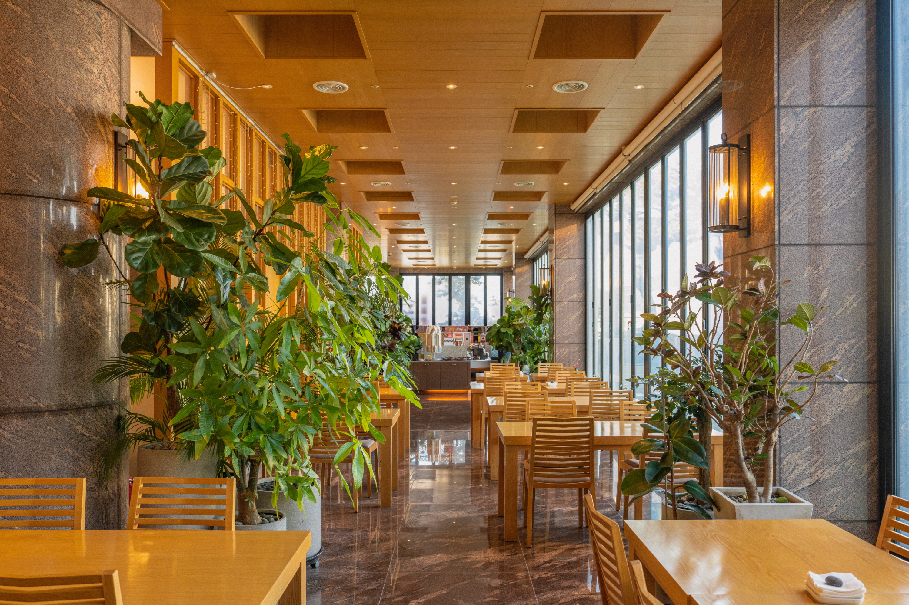 朝食レストラン