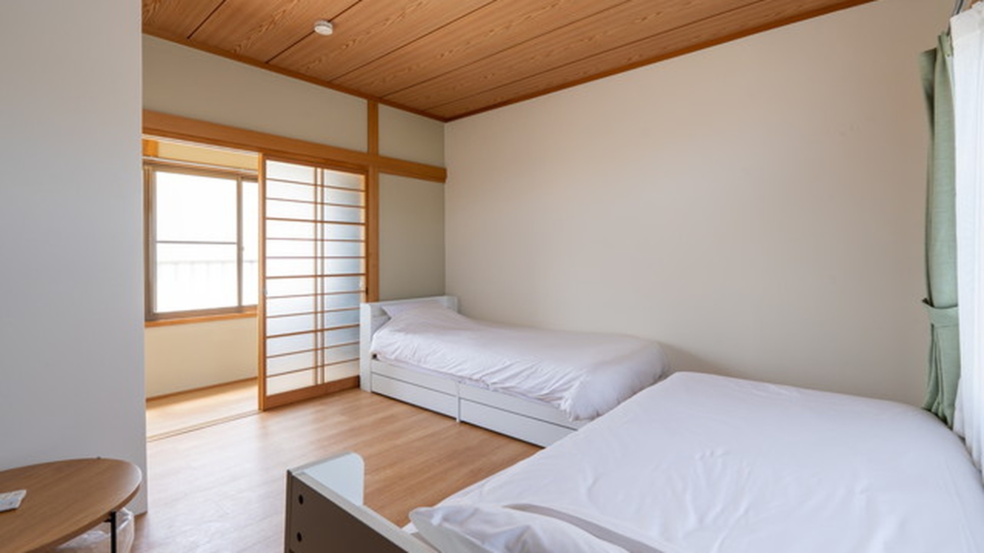 【1泊】道後温泉まで徒歩6分/13名OKの広々リノベ宿/家族や仲間たちと道後の湯巡り旅の拠点に！