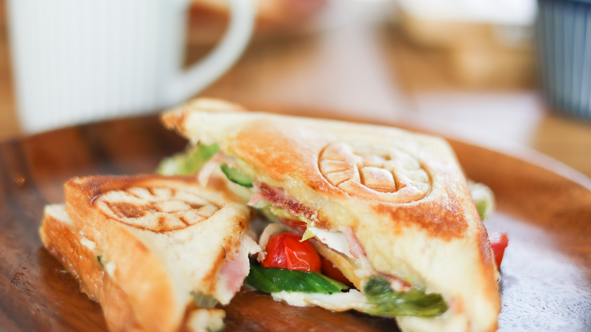 ホットサンドで1日を素敵にスタート!【朝食】