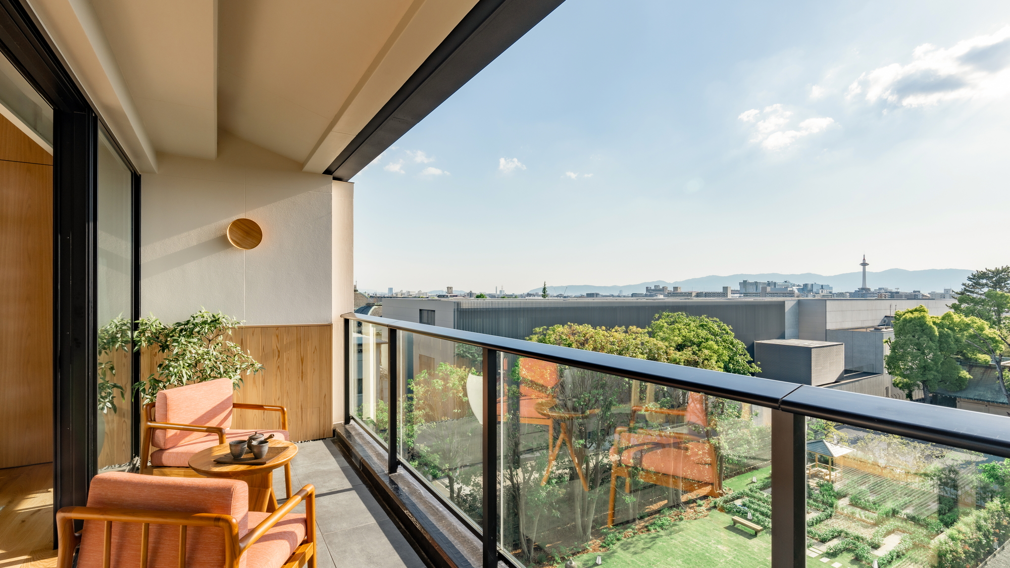 デラックス スイート ガーデンのバルコニー