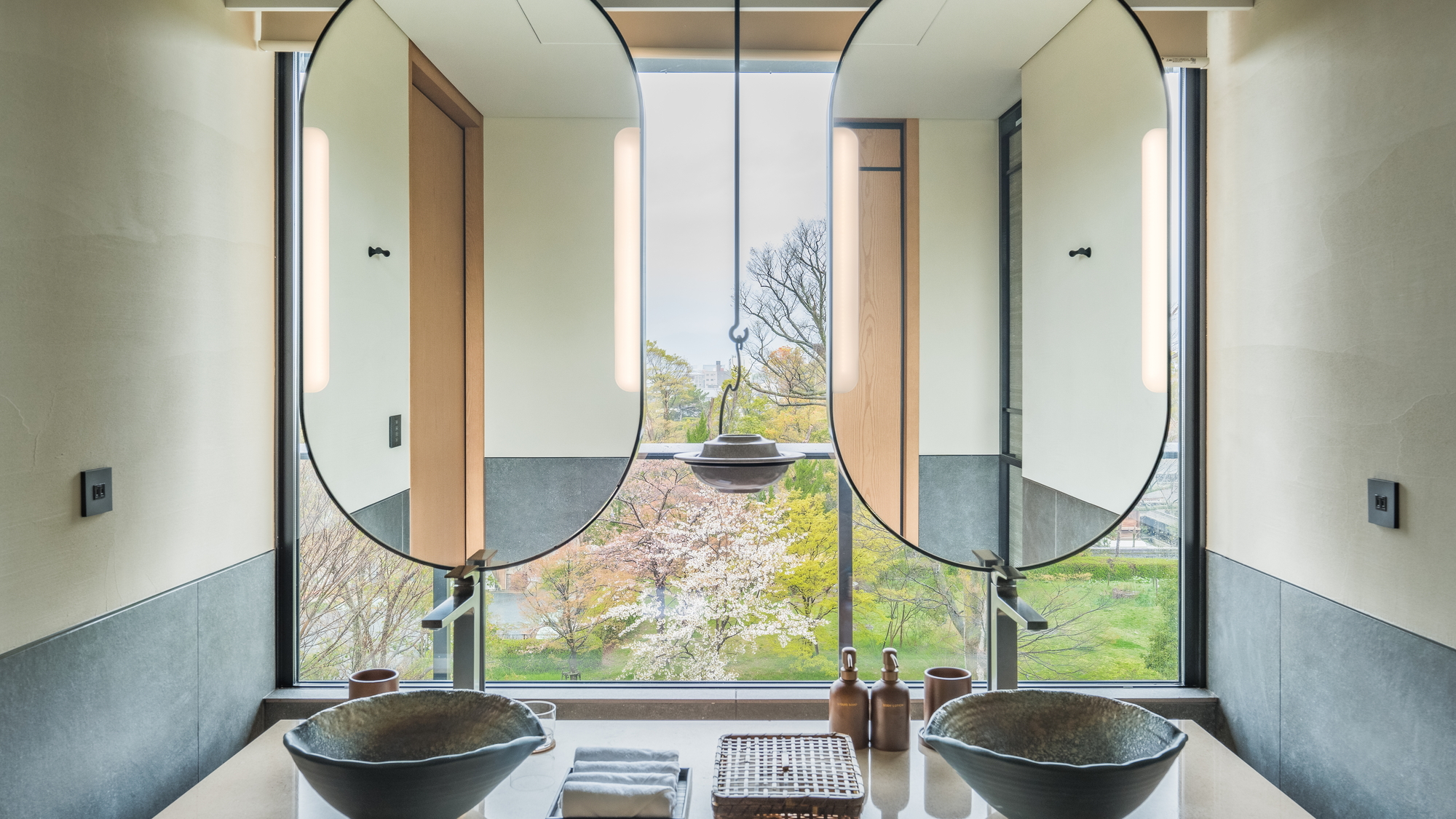 デラックス スイート ガーデン バスルーム