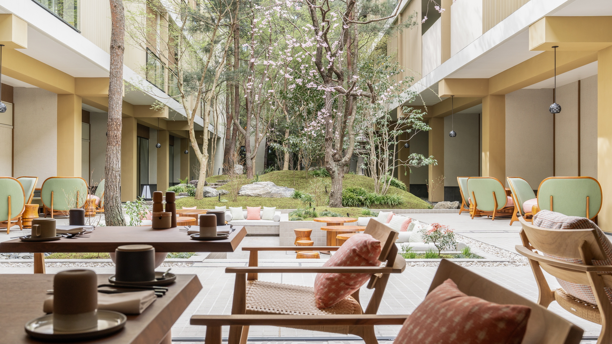 オールデイダイニング「Sekki（節気）」テラス