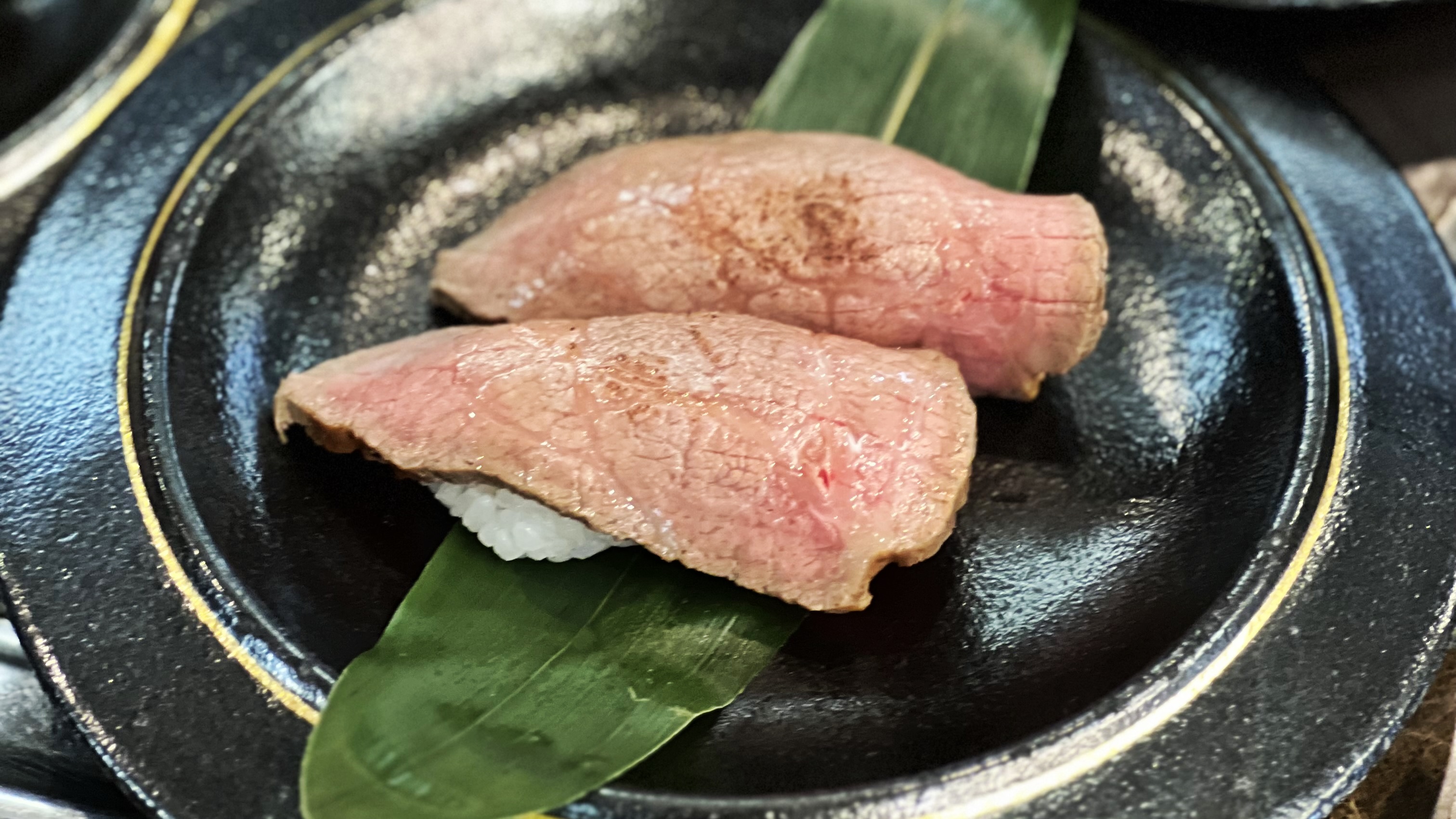 *［卓上BBQグリル］大人気若狭牛寿司（一例）