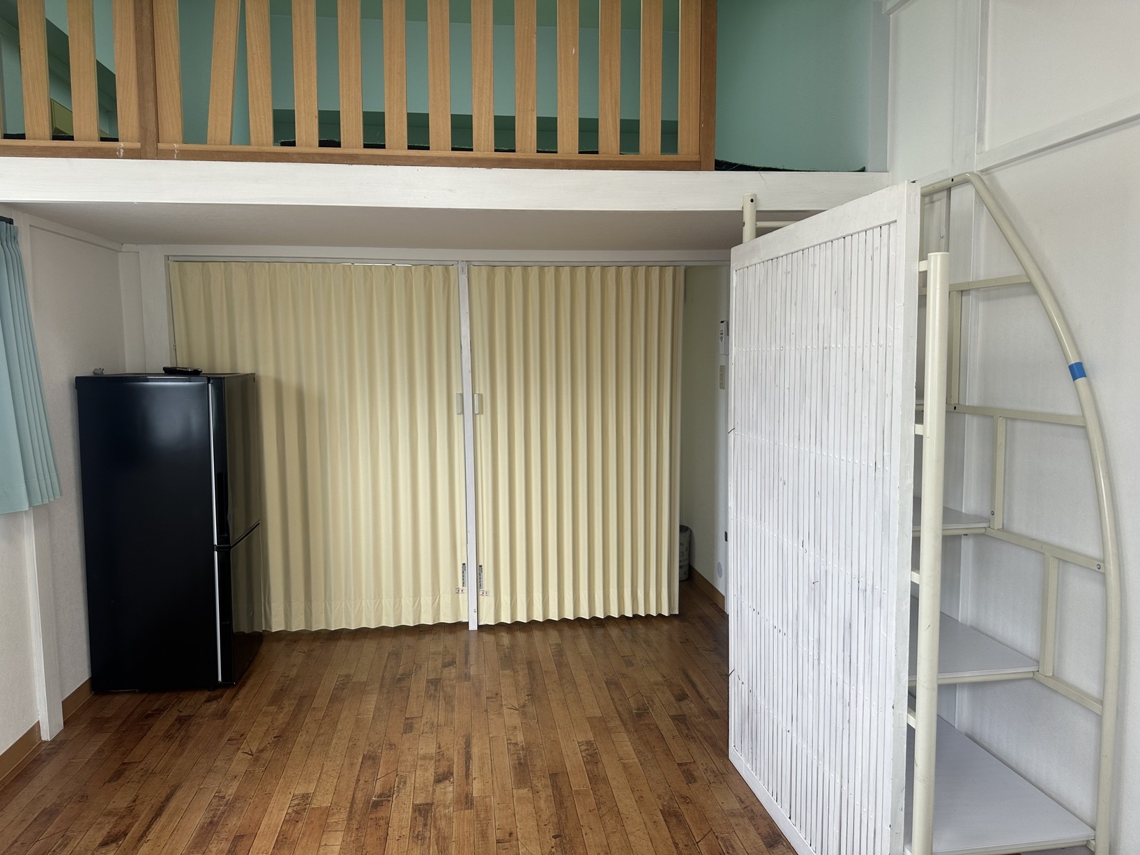 女性限定　306シェアホテル女性限定　オール禁煙　ルームメロディー お風呂・キッチン・トイレ共同