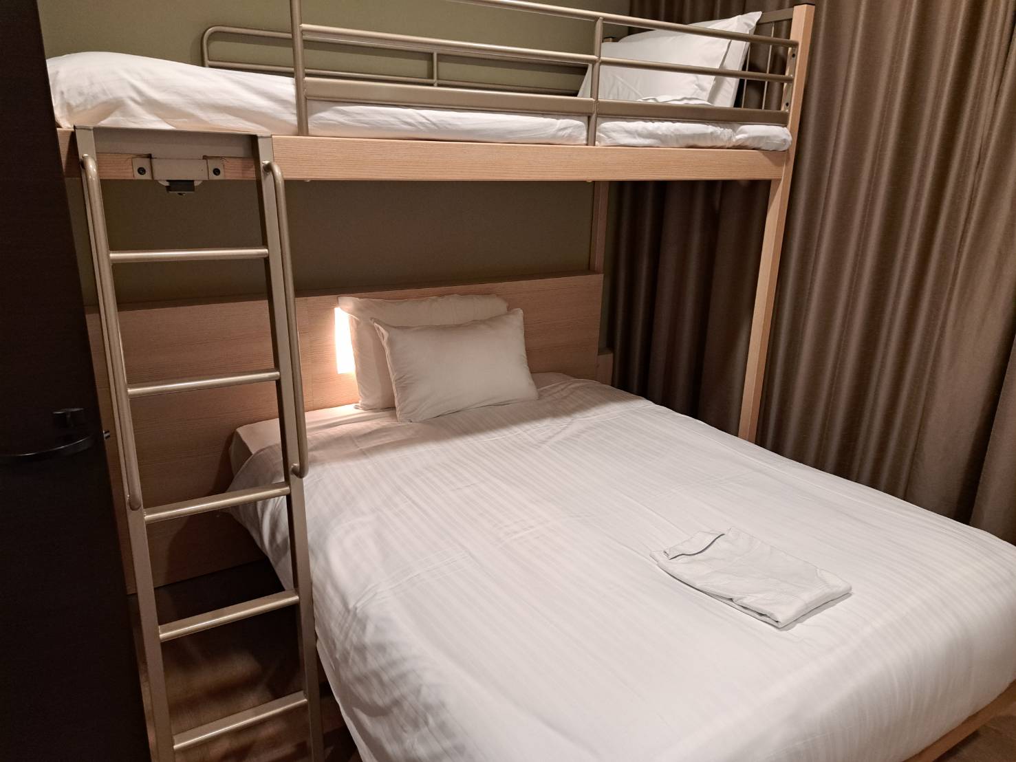 【禁煙】バンクツインルーム