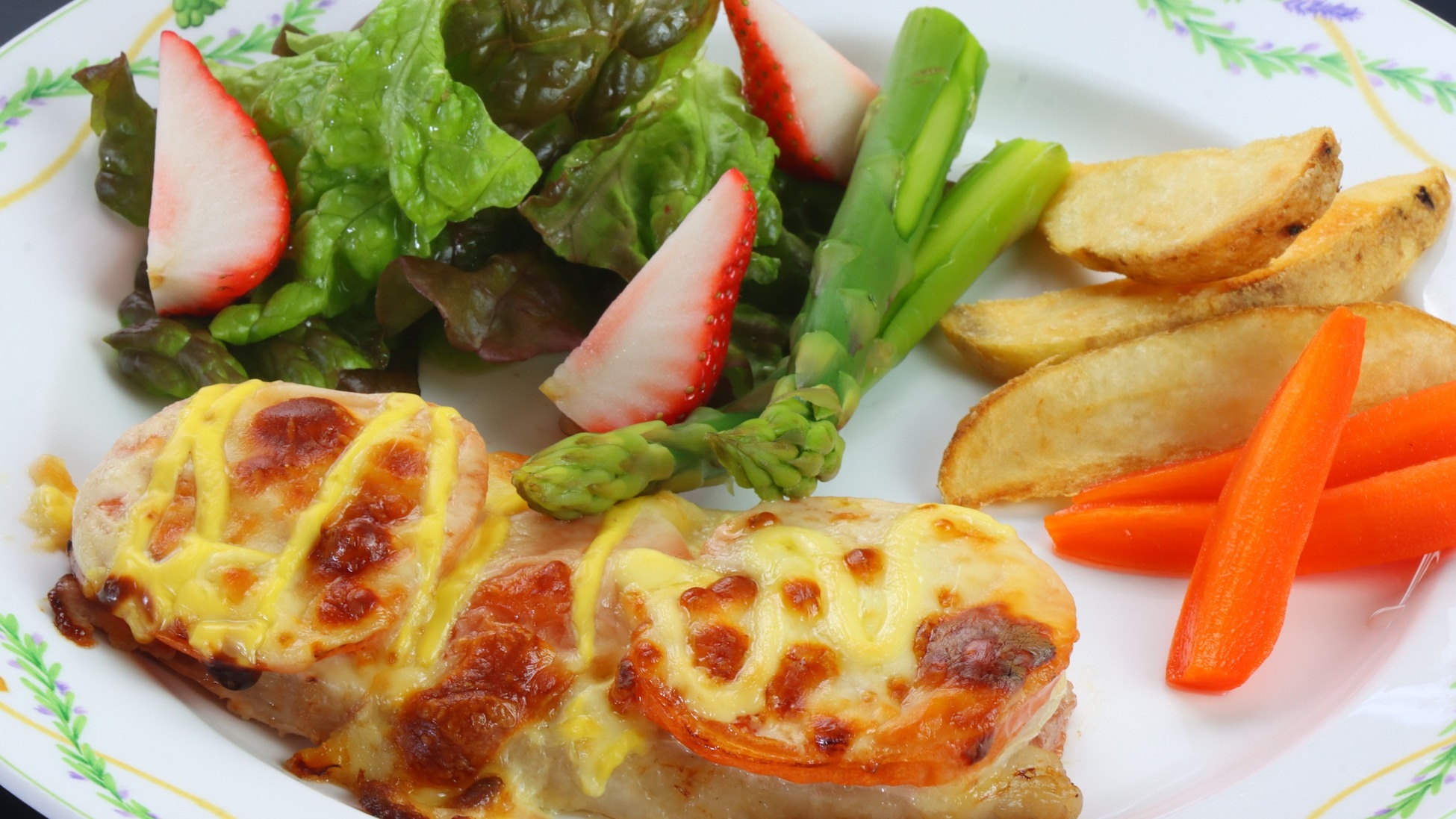 朝早くに出発の方におすすめ♪夕食はオリジナルコース料理をどうぞ☆【1泊夕食付】