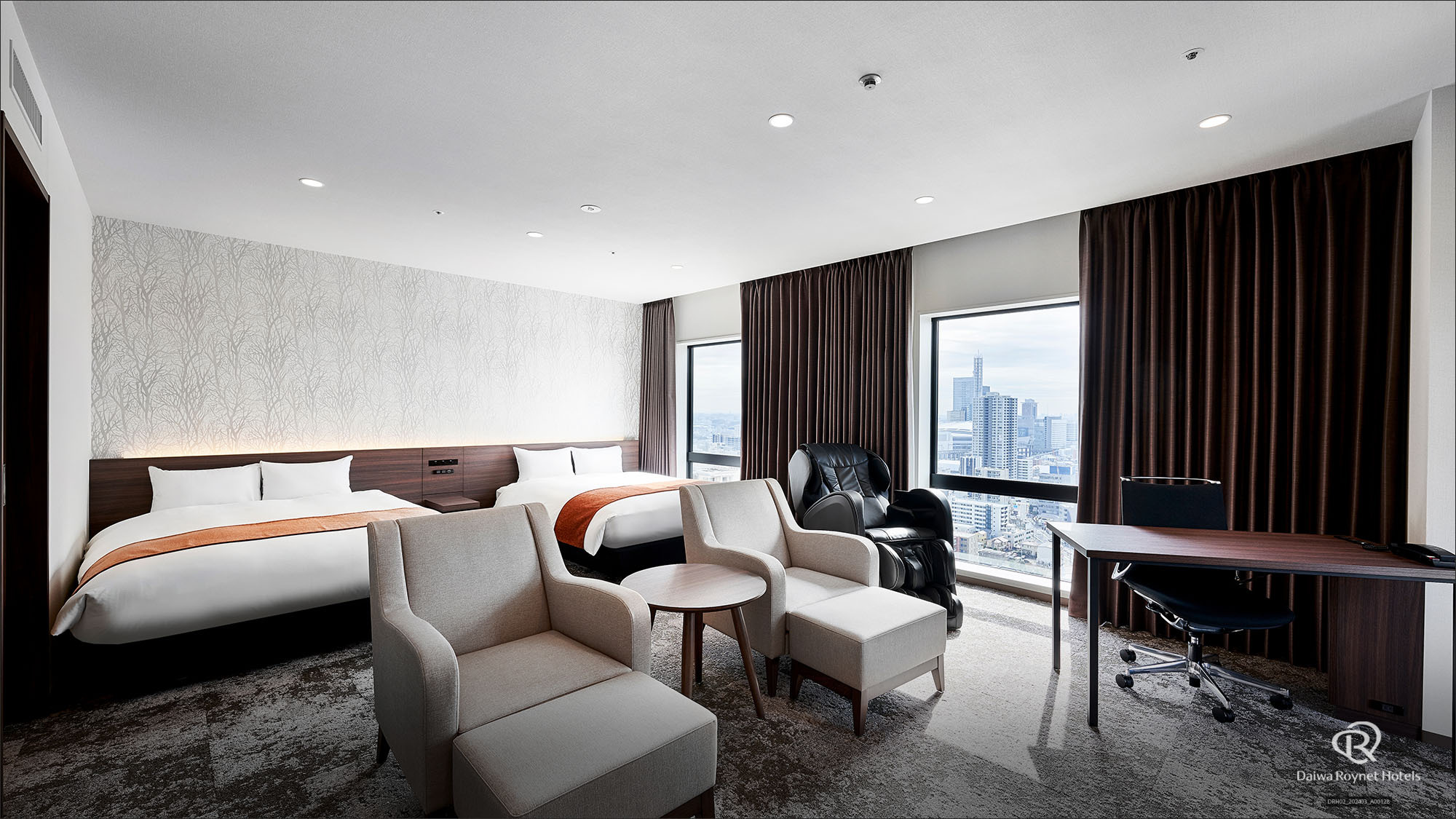 ジュニアスイート　コーナー