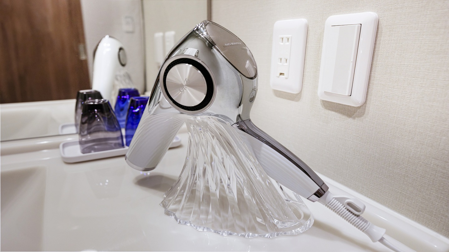 ■デラックスクイーン■バス無■広さ21.2㎡■ベッド幅160×195cm ■ReFa製ドライヤー