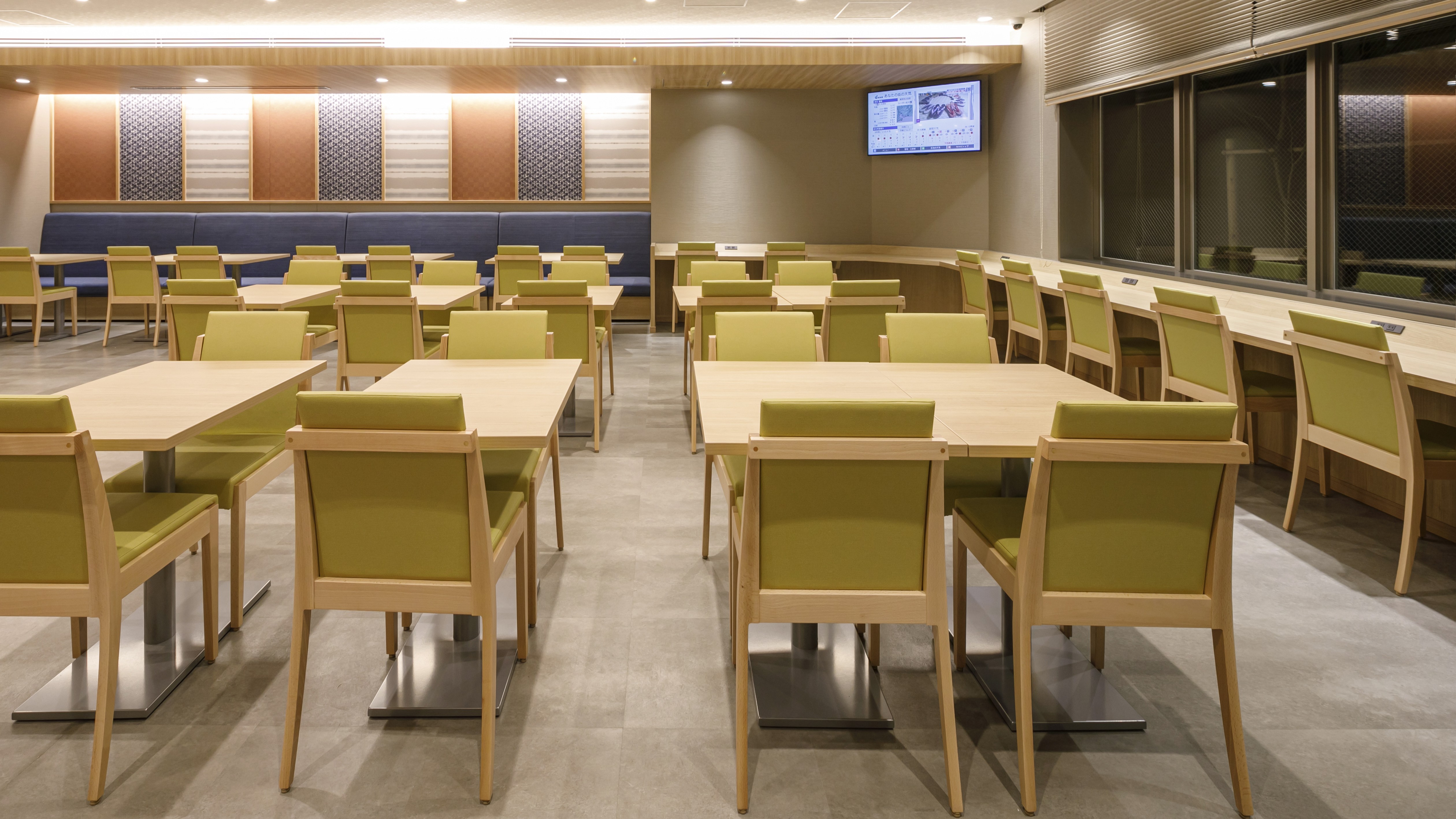 レストラン店内