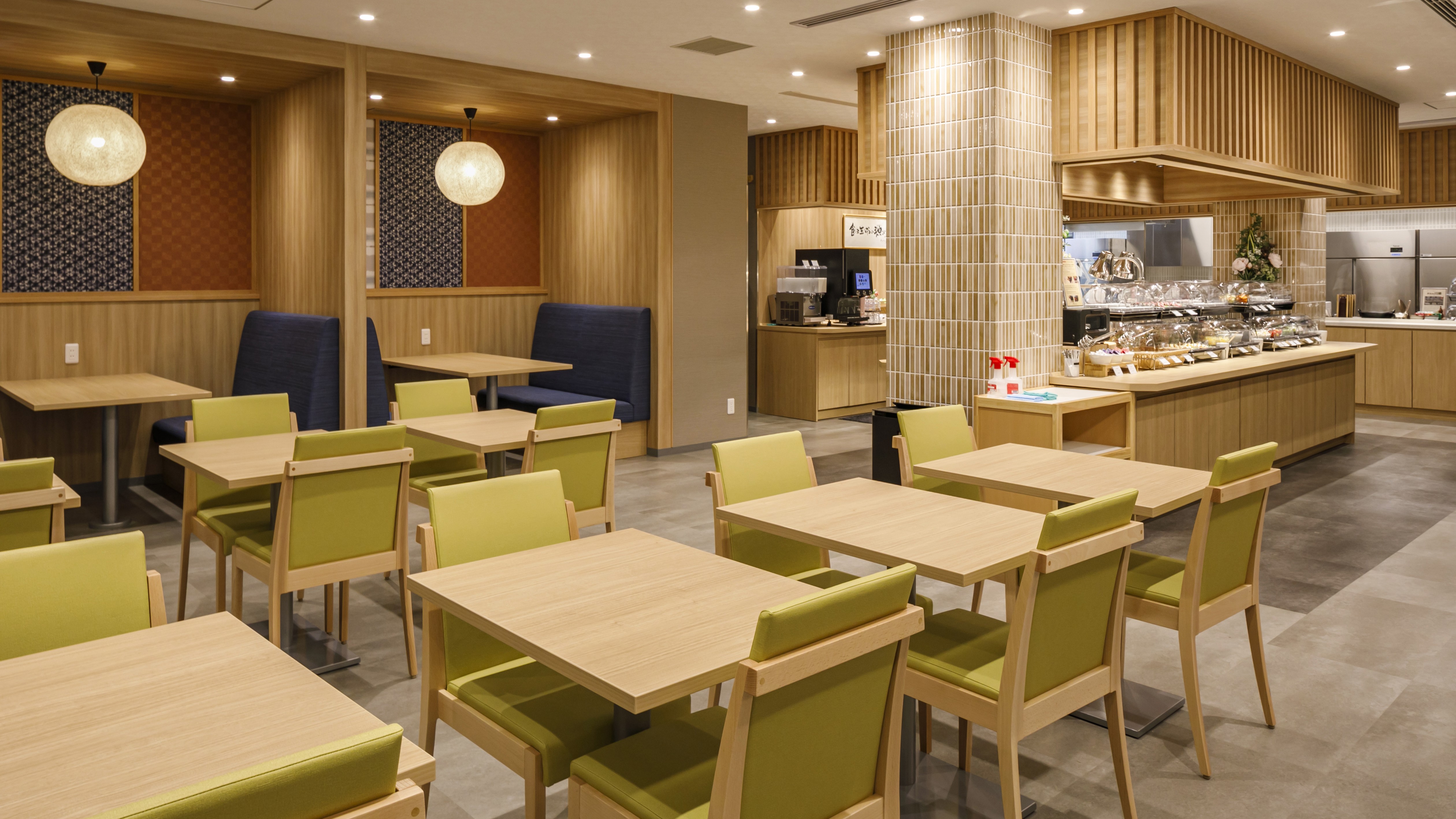 レストラン店内