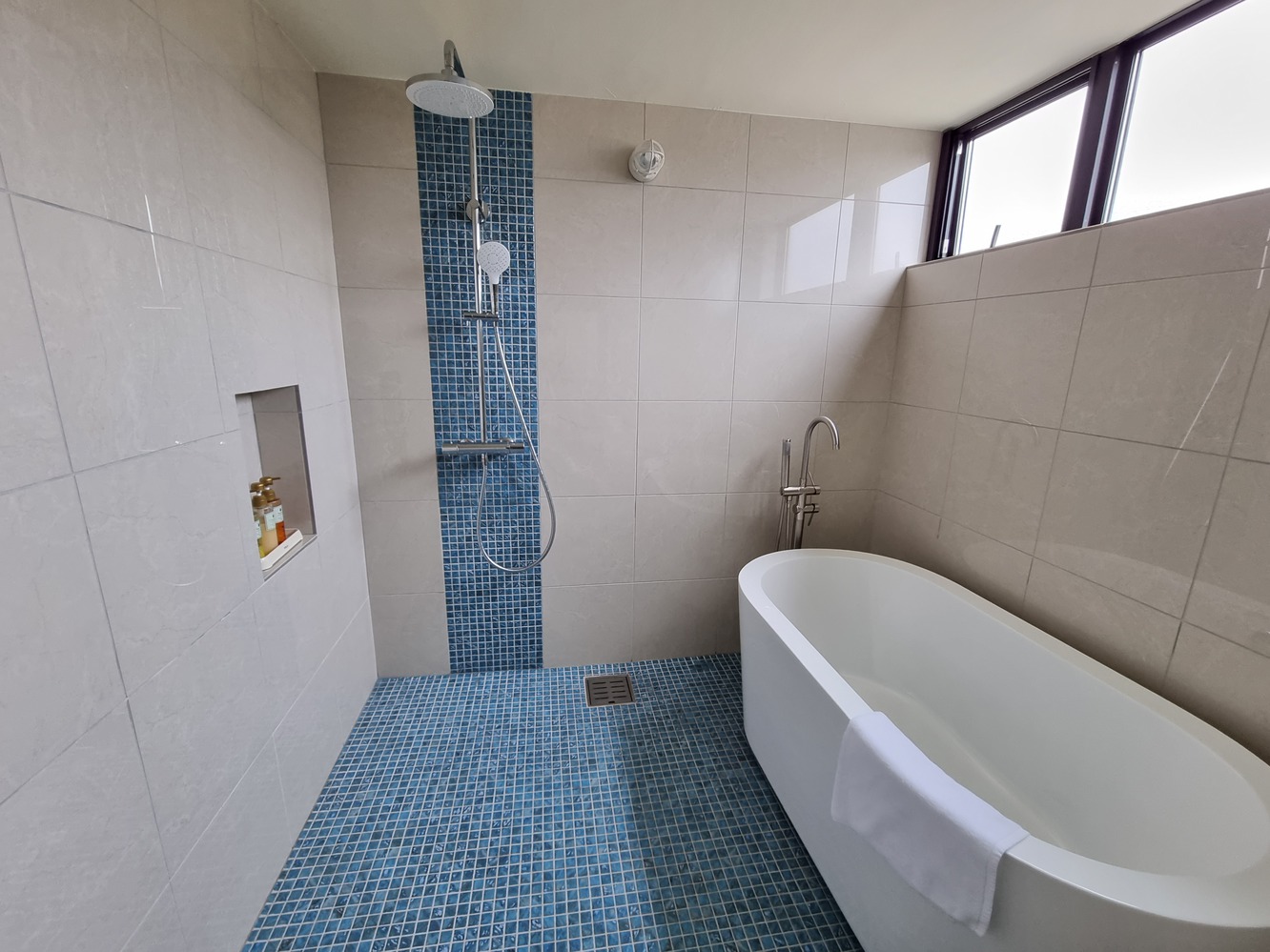 【1日1組限定】完全プライベートコテージ｜広い庭で楽しむBBQと焚き火 