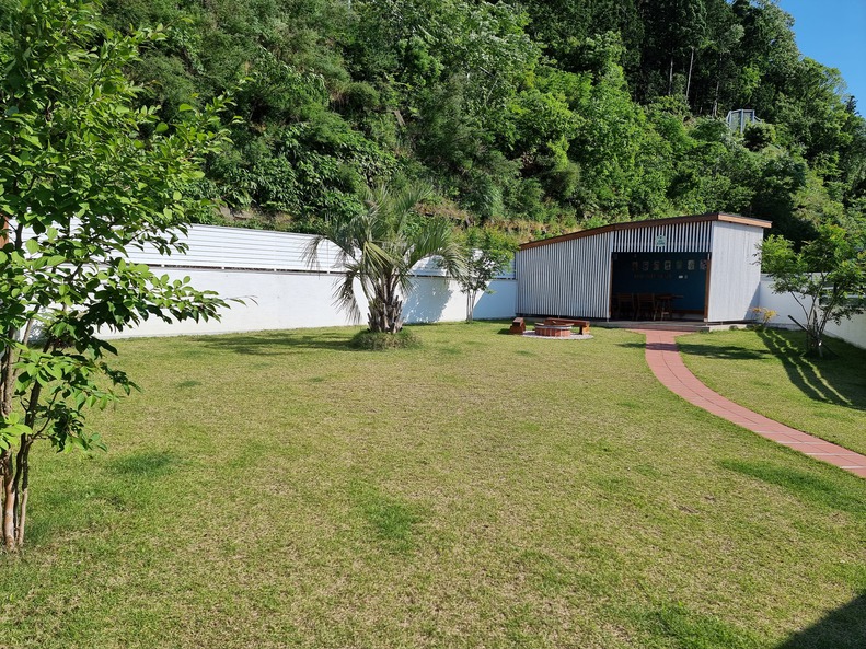 【1日1組限定】完全プライベートコテージ｜広い庭で楽しむBBQと焚き火 