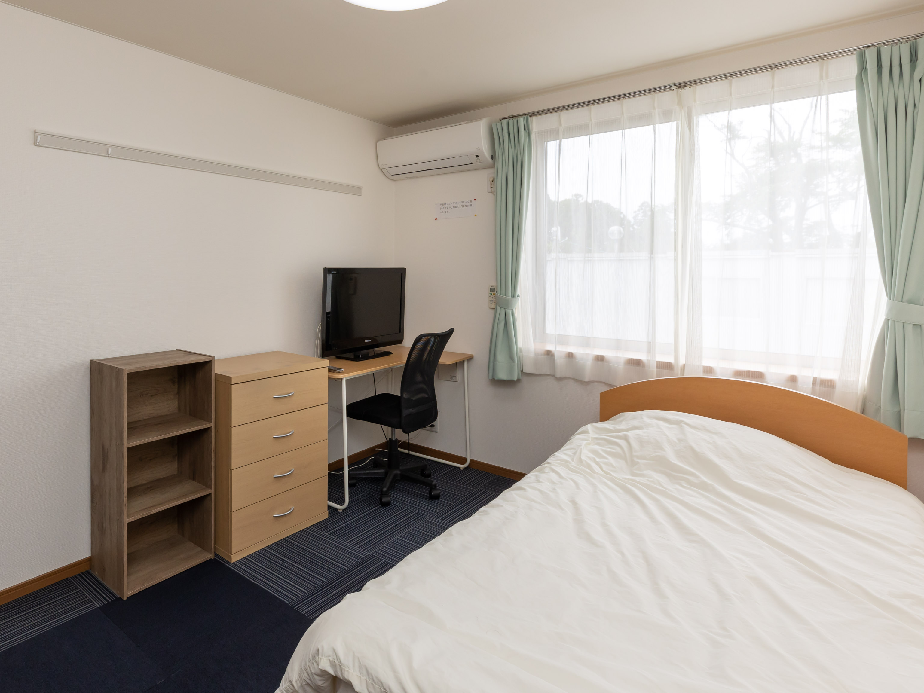 【喫煙】シングルルーム（ミニキッチン付）