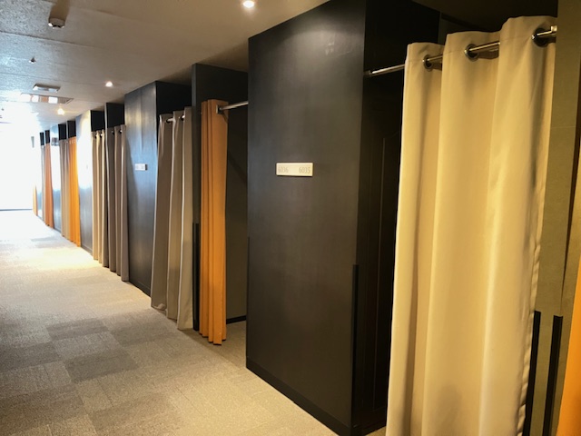 スーペリアキャビン　通路