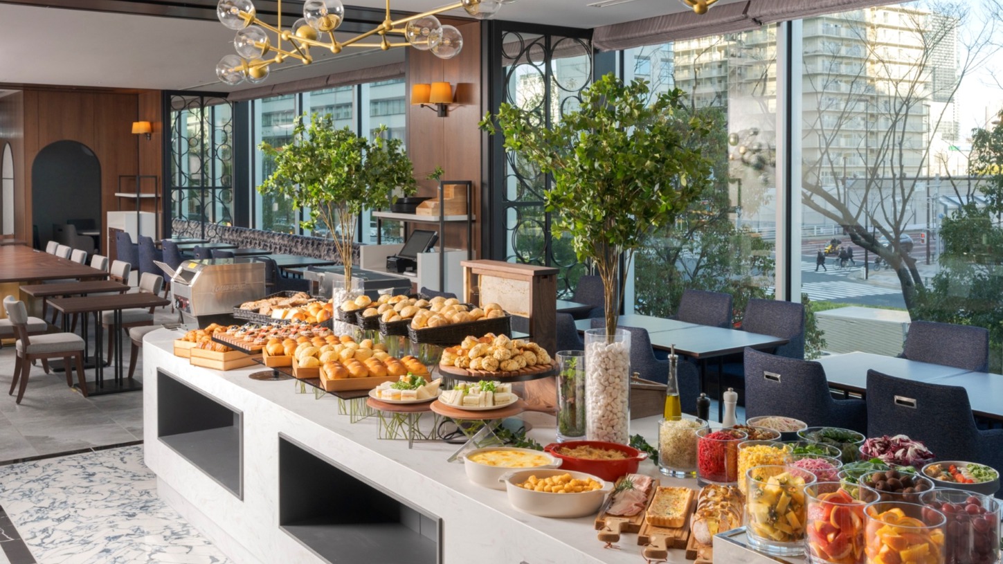 【大人の贅沢】週末のご褒美に都会の喧騒から離れた癒しのホテルステイ！ パンも食べ放題♪＜朝食付＞