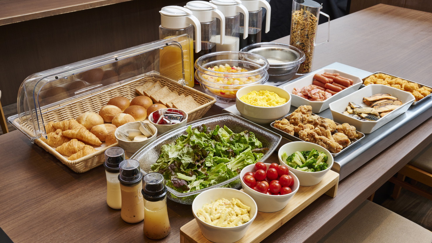 朝食ビュッフェ 1階串カツ田中