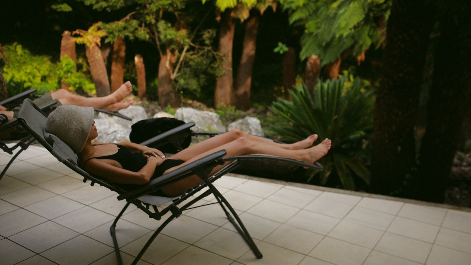 SWEAT LODGE｜WINTER