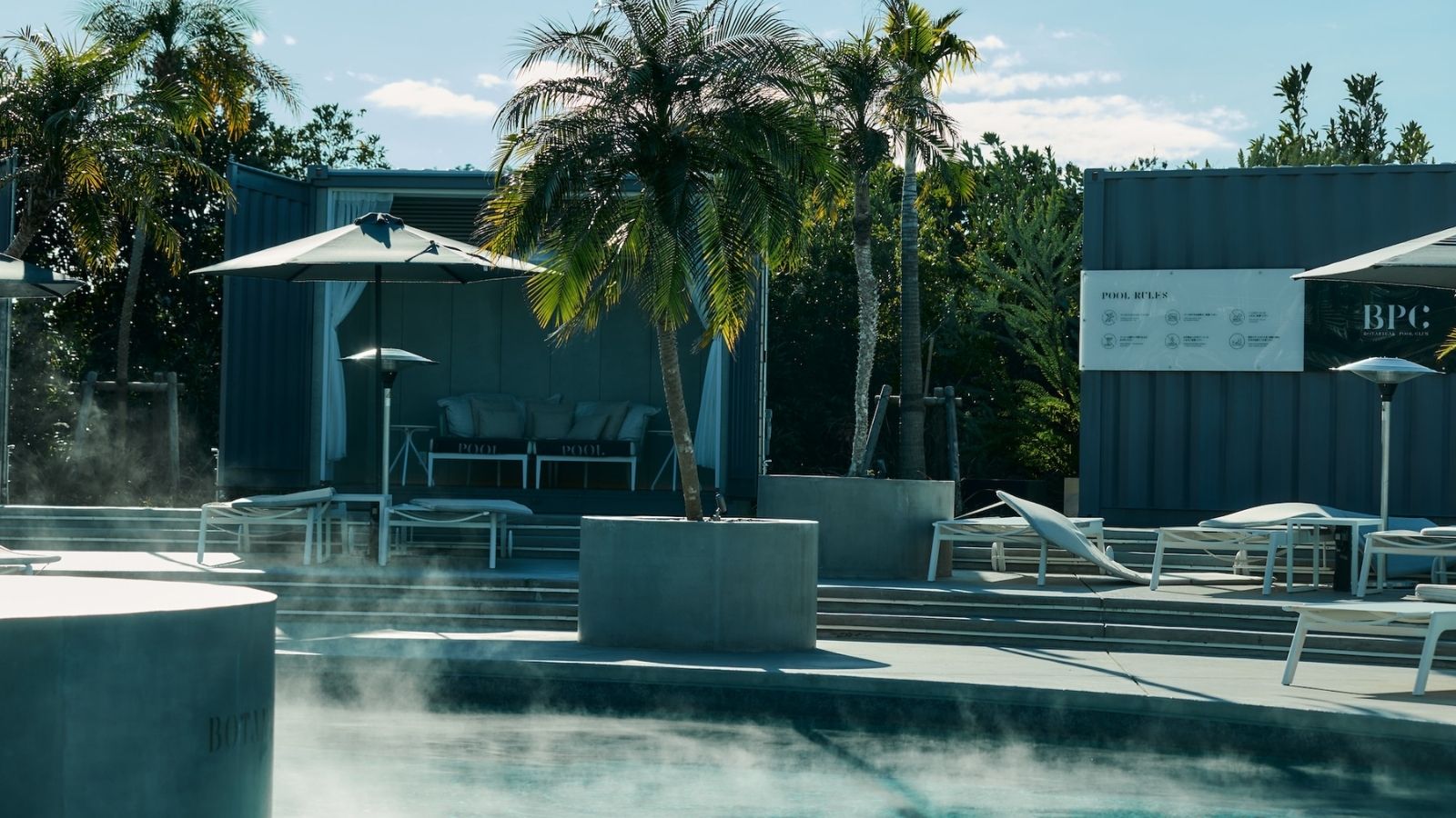 SIGNATURE POOL｜WINTER