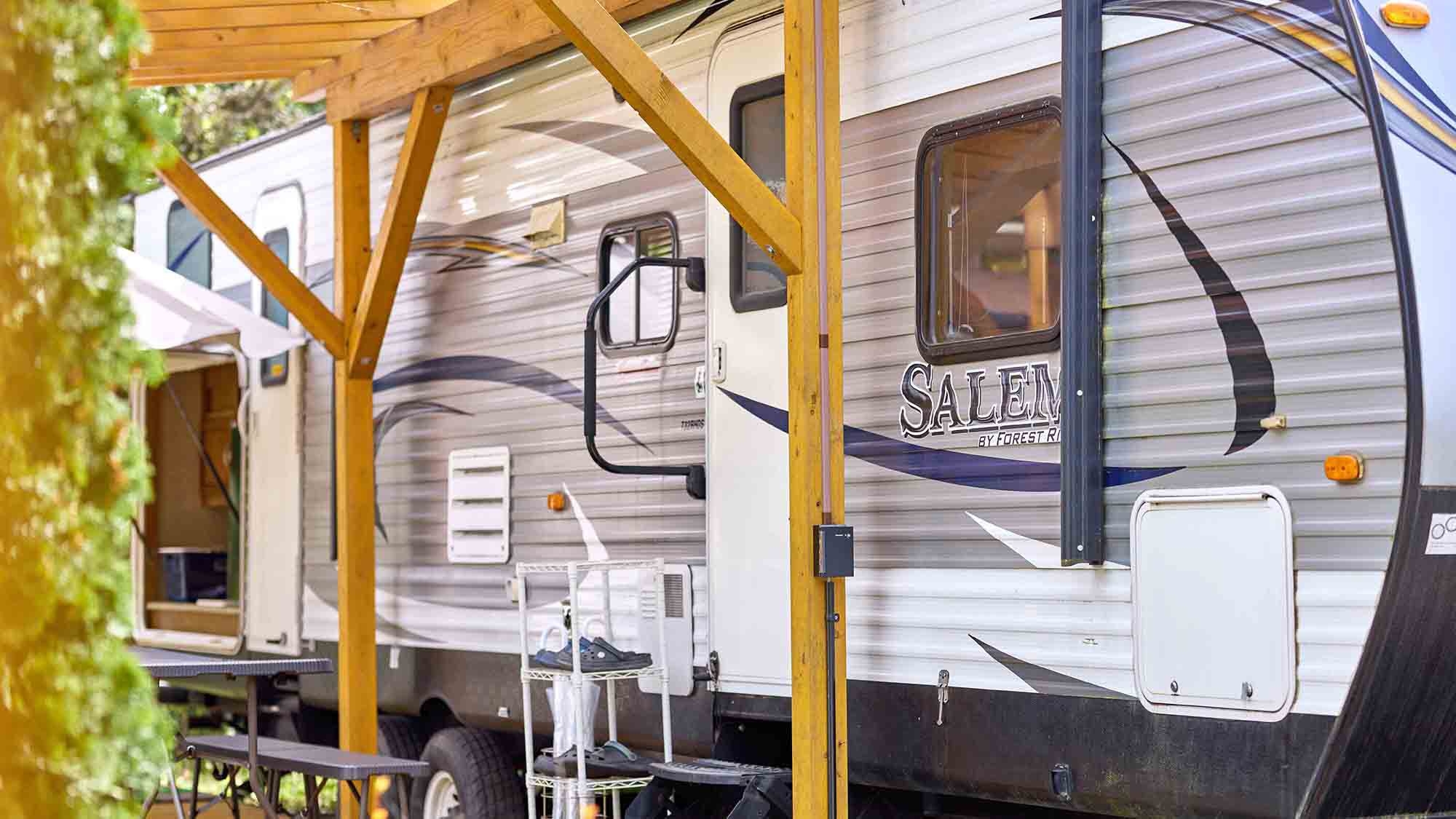 【トレーラーハウス連泊割・10％OFF】2泊以上でお得に！河口湖の自然に囲まれてのんびりリフレッシュ