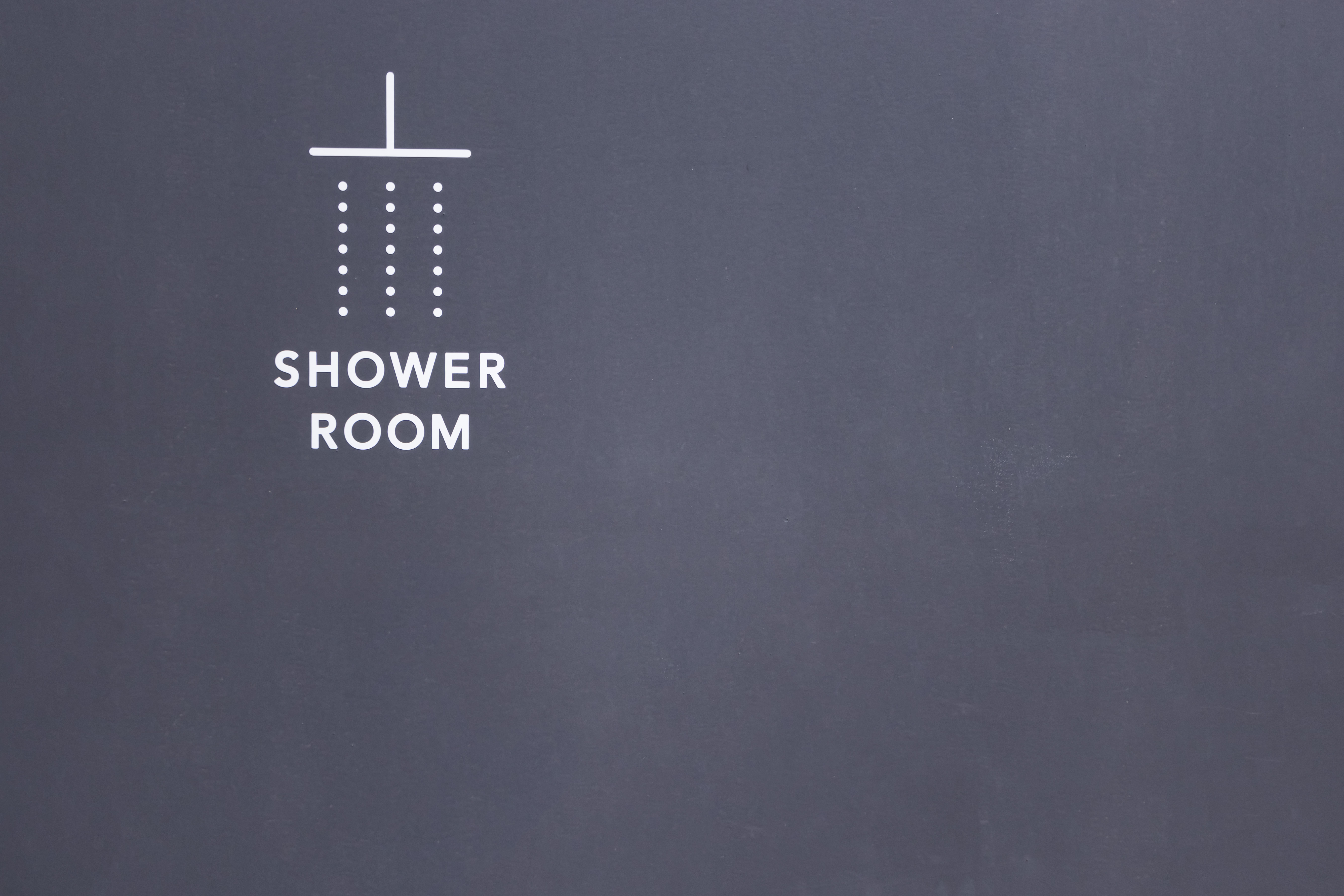 レイジーグランピング共有シャワー棟