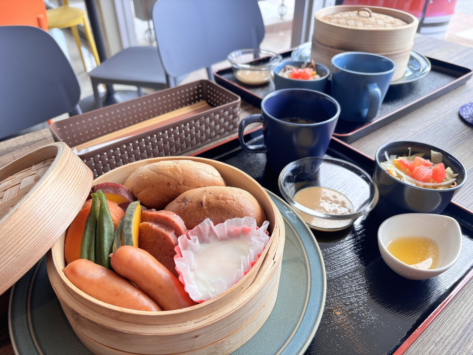 やんばるの朝を味わう地元野菜のせいろ蒸し朝食！星空ジャグジーとオーシャンビューで癒される旅【朝食付】