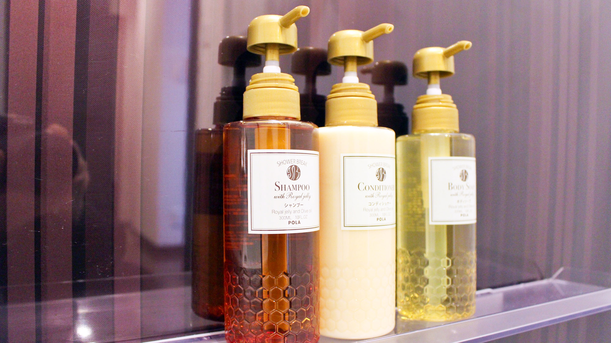 ・【アメニティ】バスアメニティはPOLA製で揃えております。快適なバスタイムを
