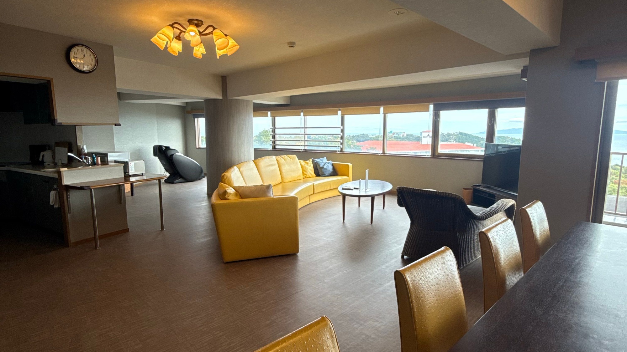 【1室限定】グランドルーム・大人専用／6名様までお泊りいただける広々とした客室です。