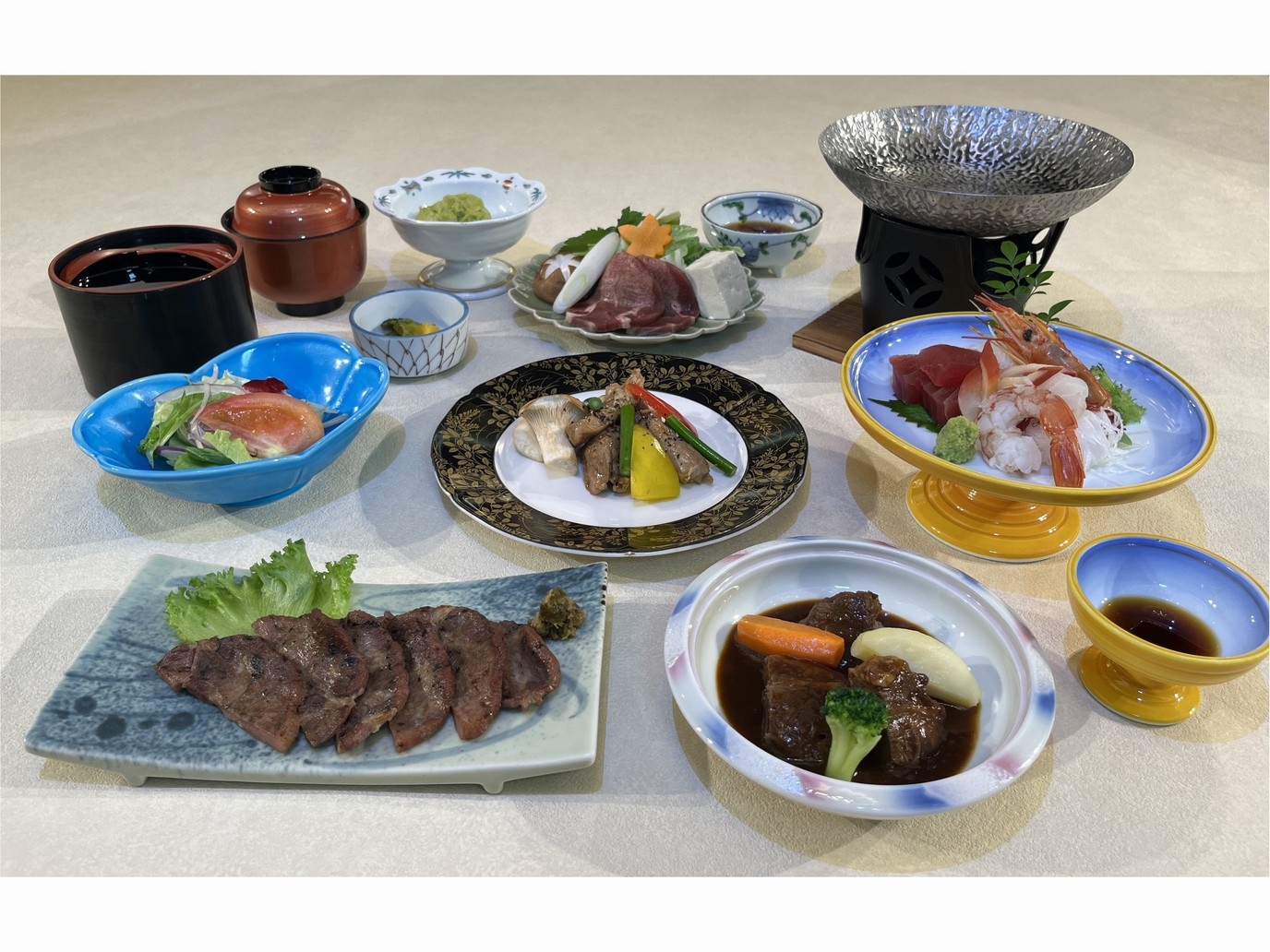ホテル白萩のお正月「牛たんづくし」一泊二食プラン