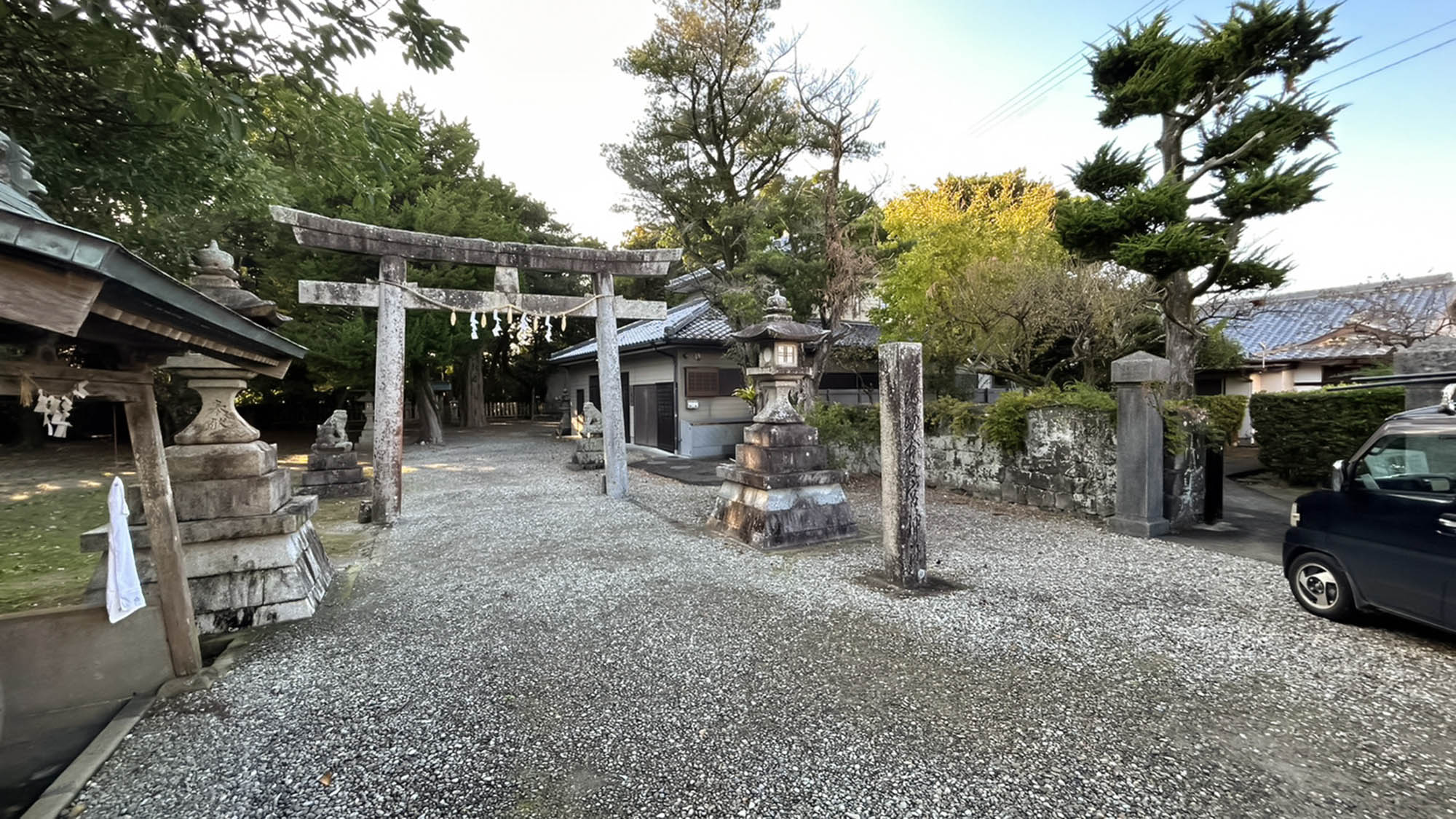 ・【潮崎本之宮神社】当宿は神社に隣接した大変珍しい宿泊施設です