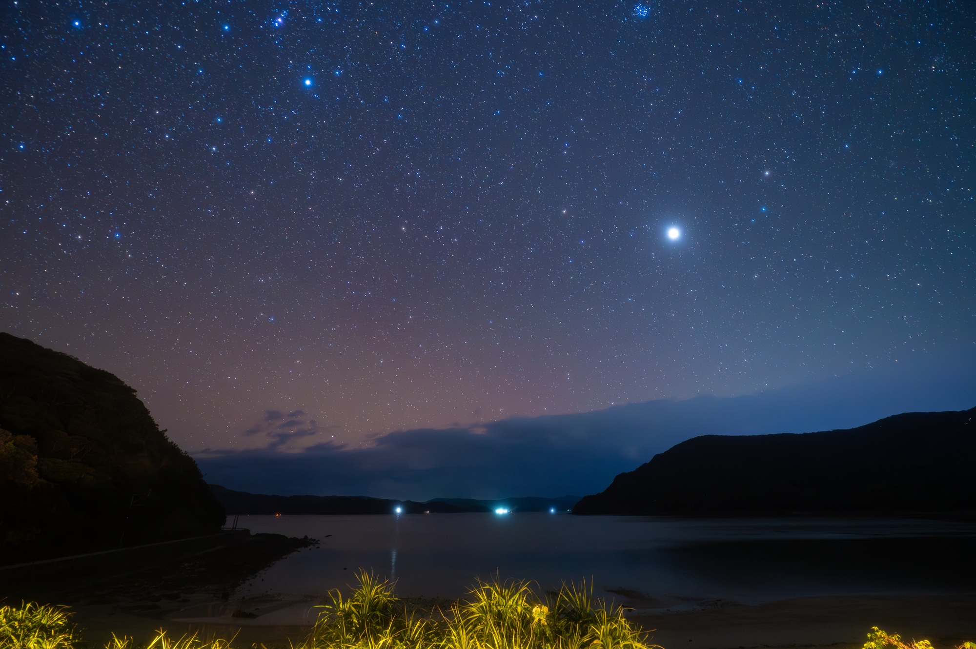 空一面に広がる星　その輝きは・・・　