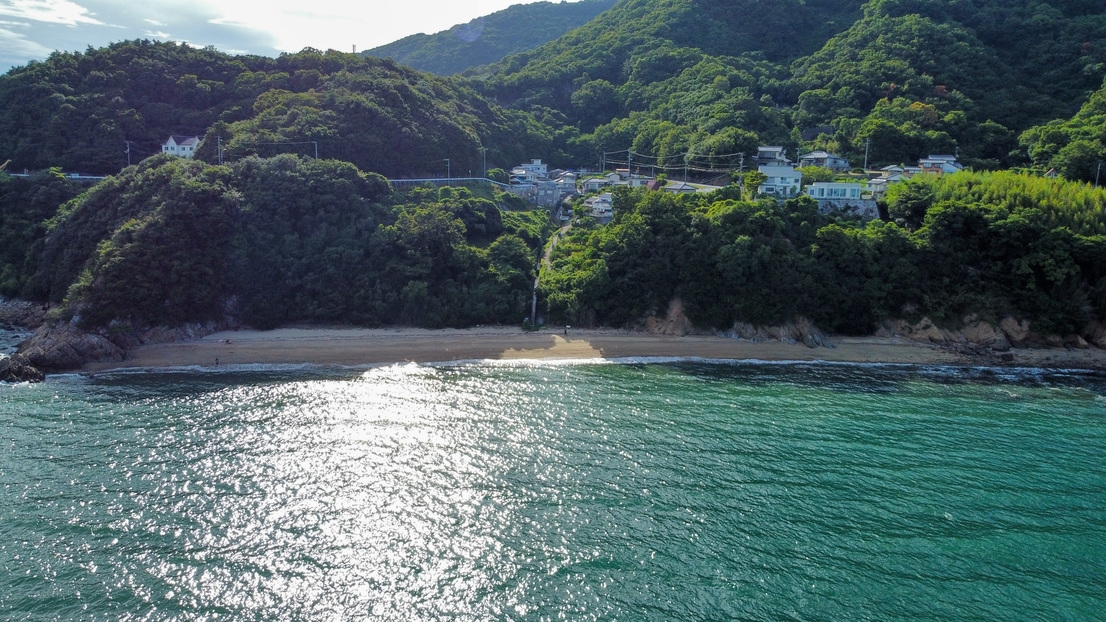 【1棟貸切/最大4名】瀬戸内海を望むプライベートビーチ付き貸別荘（素泊まり）