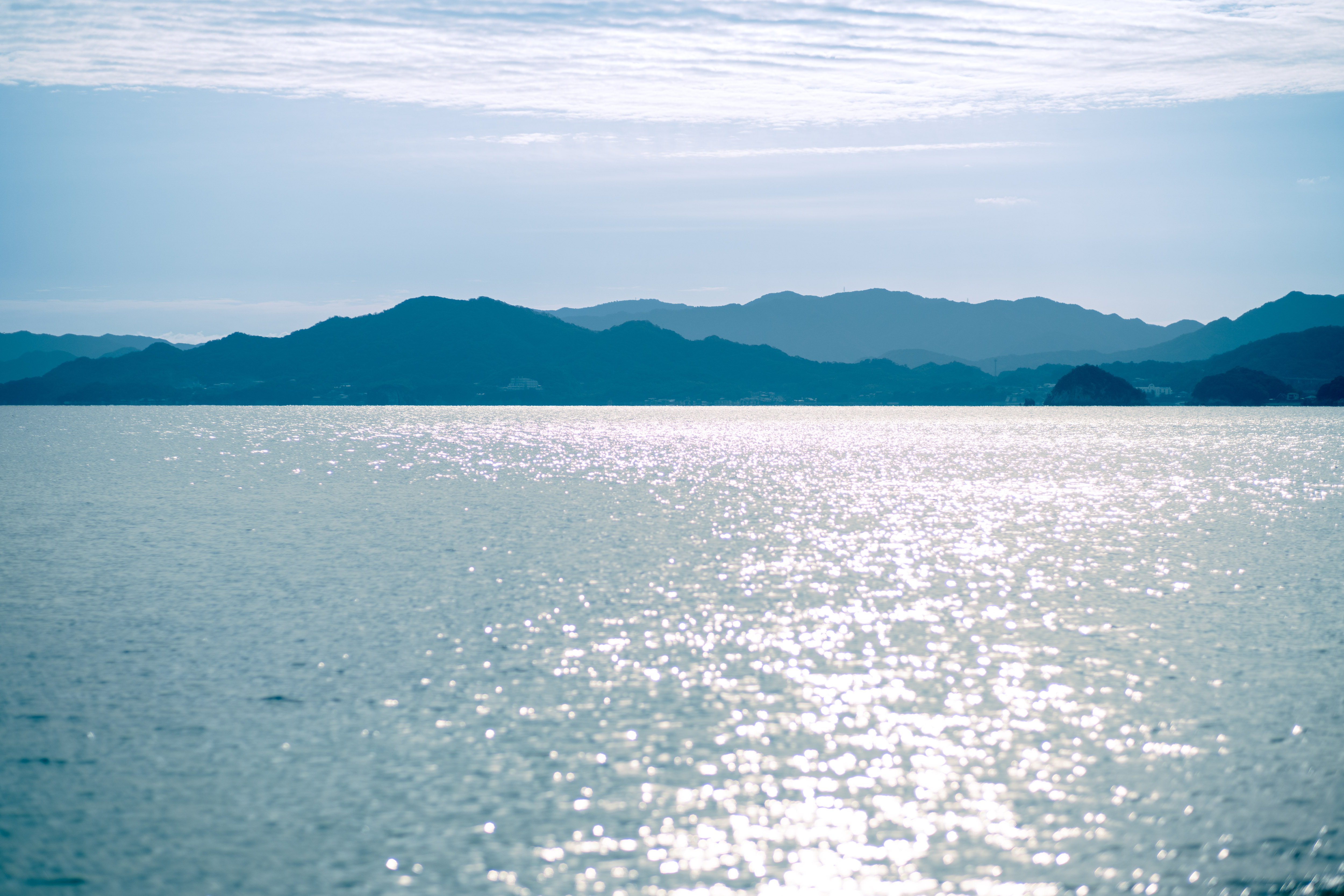 煌めく瀬戸内海はここならではの景色です