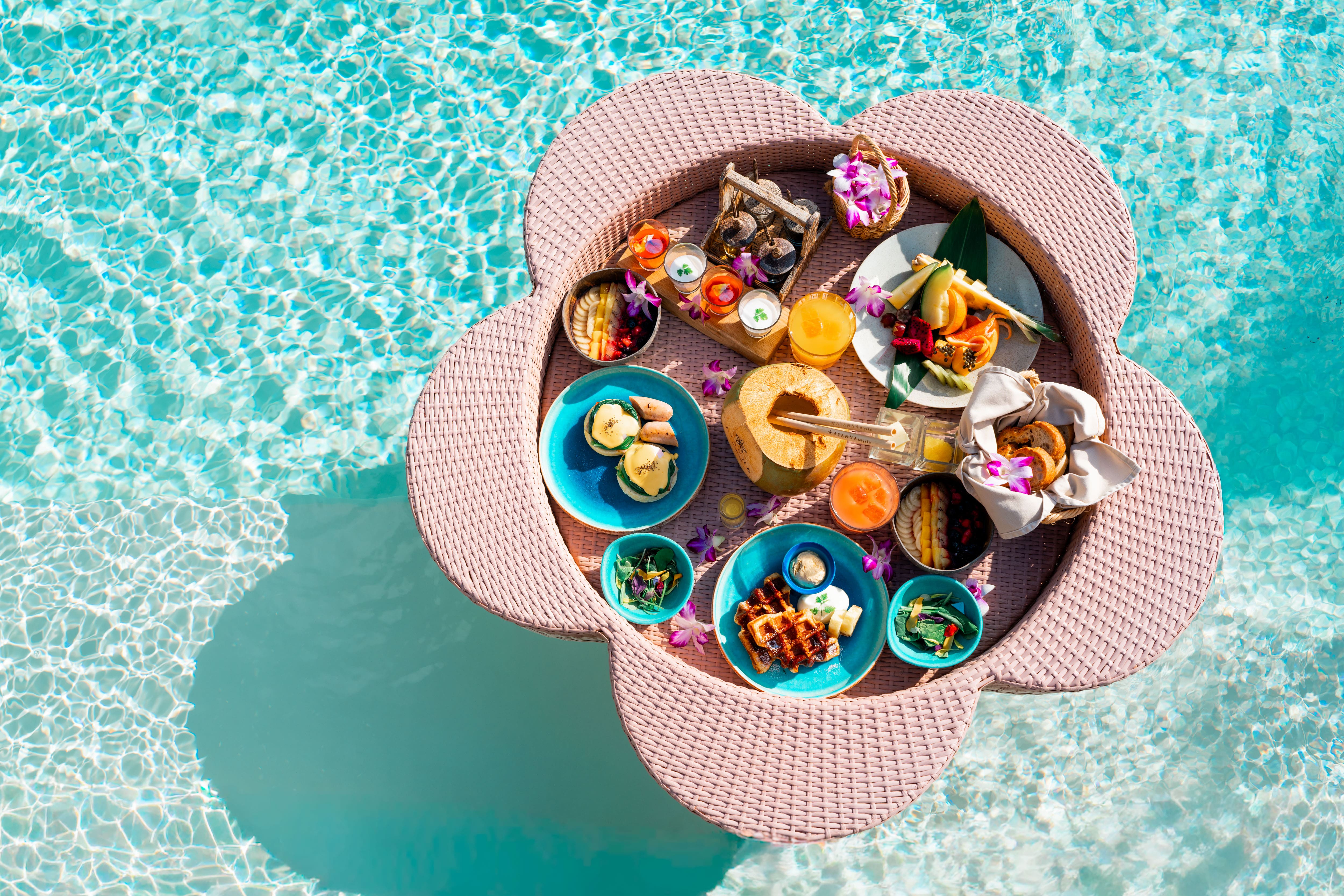 フローティングブレックファースト