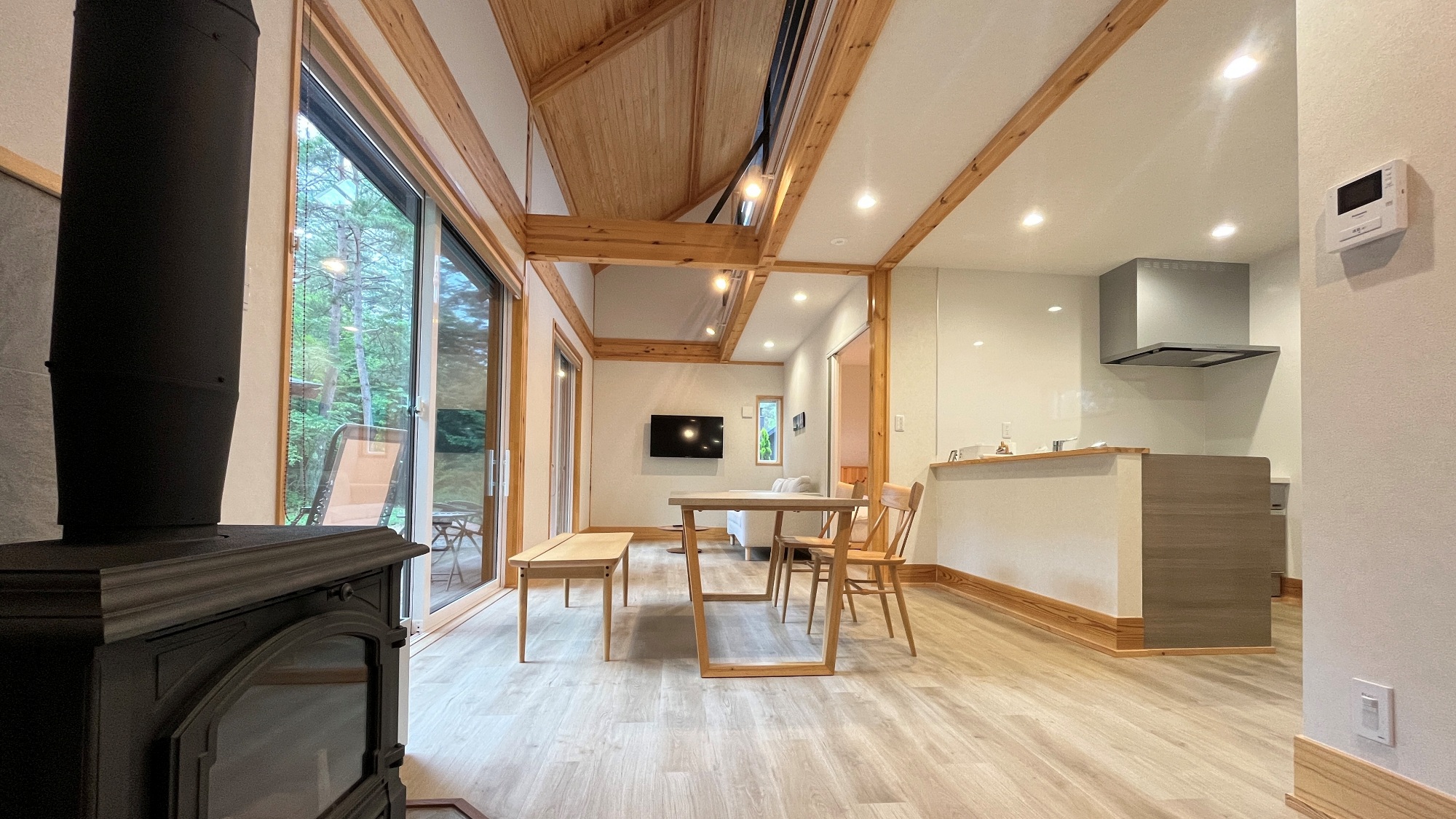 【A棟】広々とした1階1DK