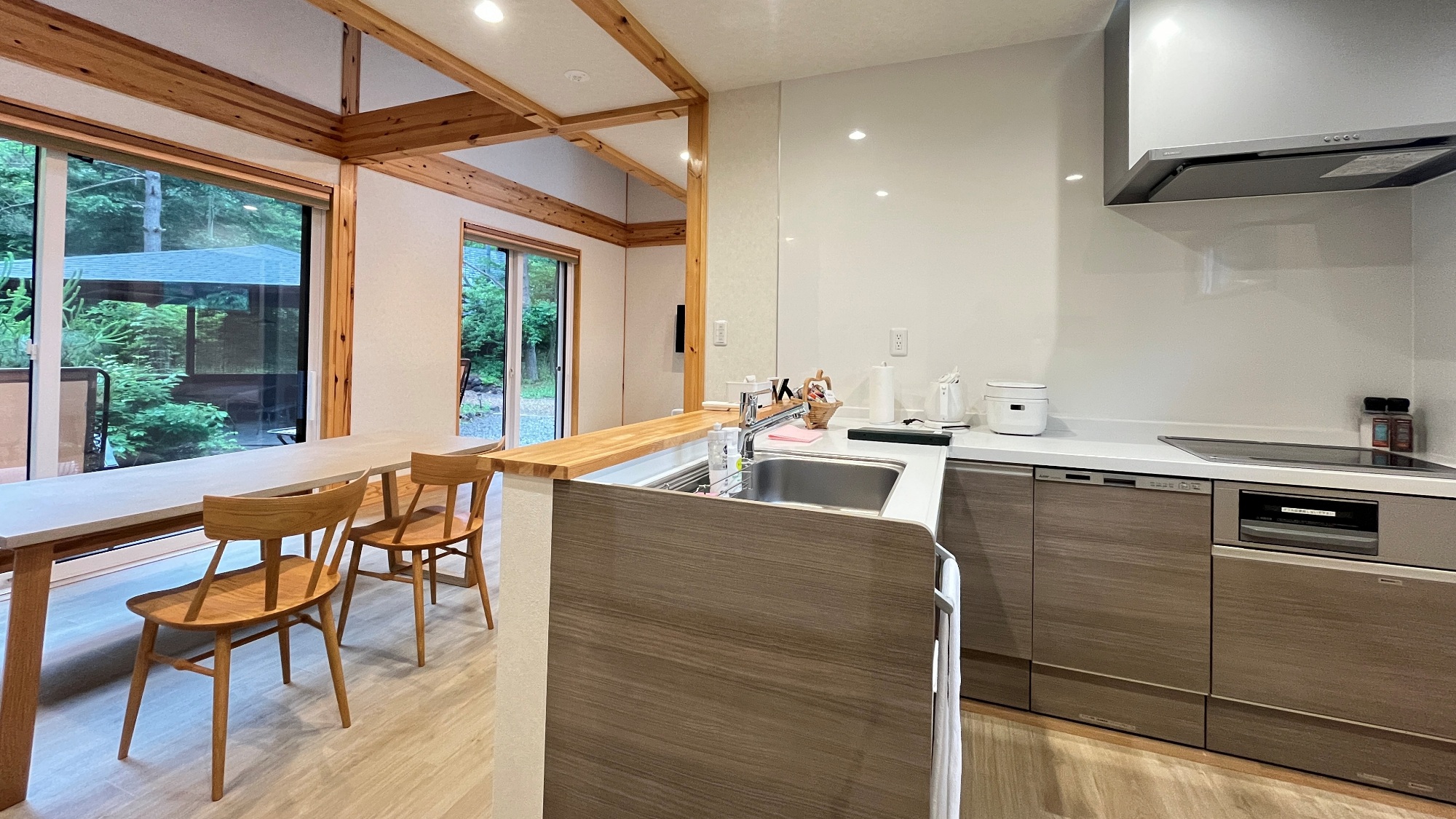 【A棟】リビングキッチン