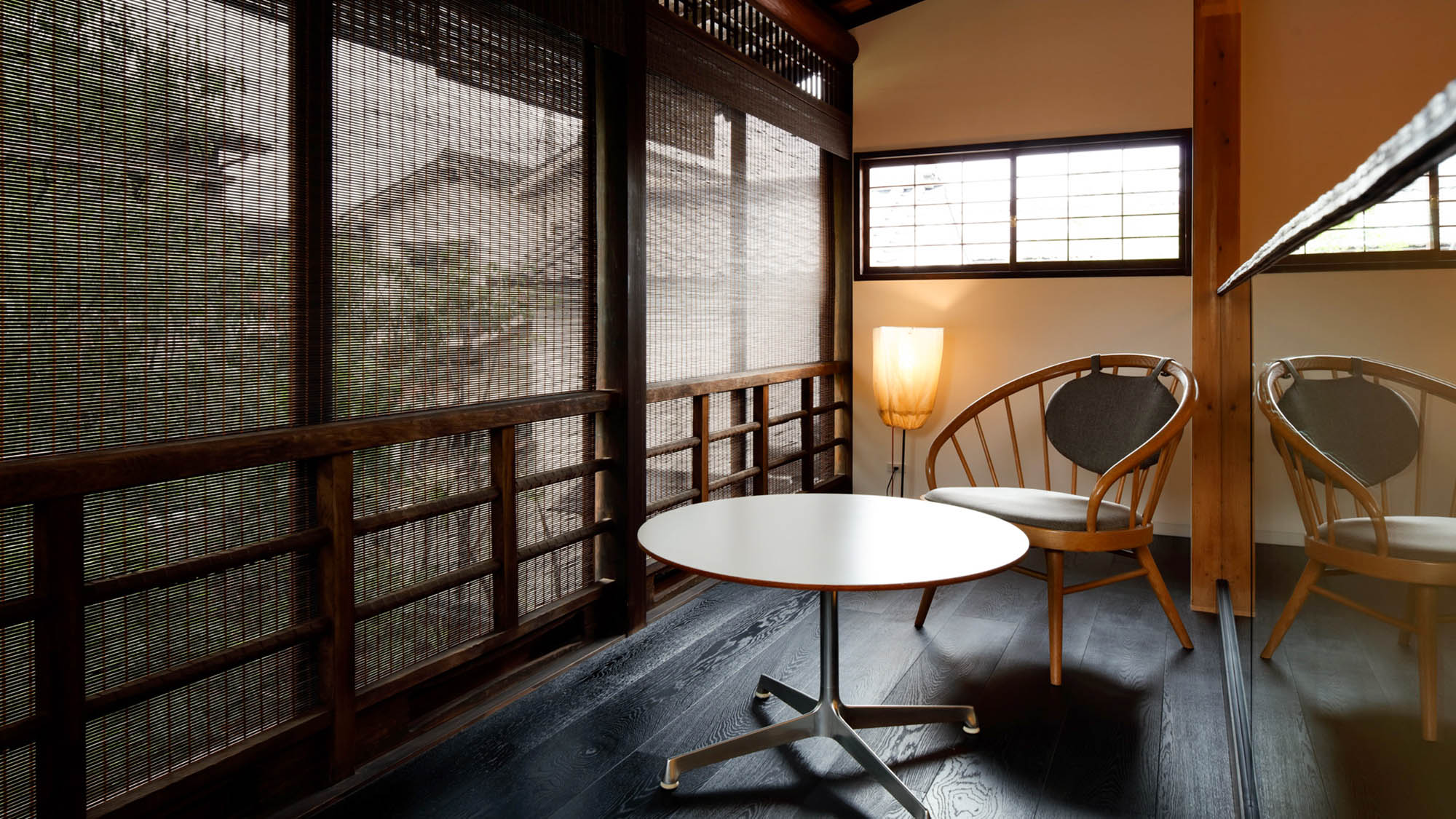 ・【内装】時間を気にせずゆっくりとお過ごしいただけます