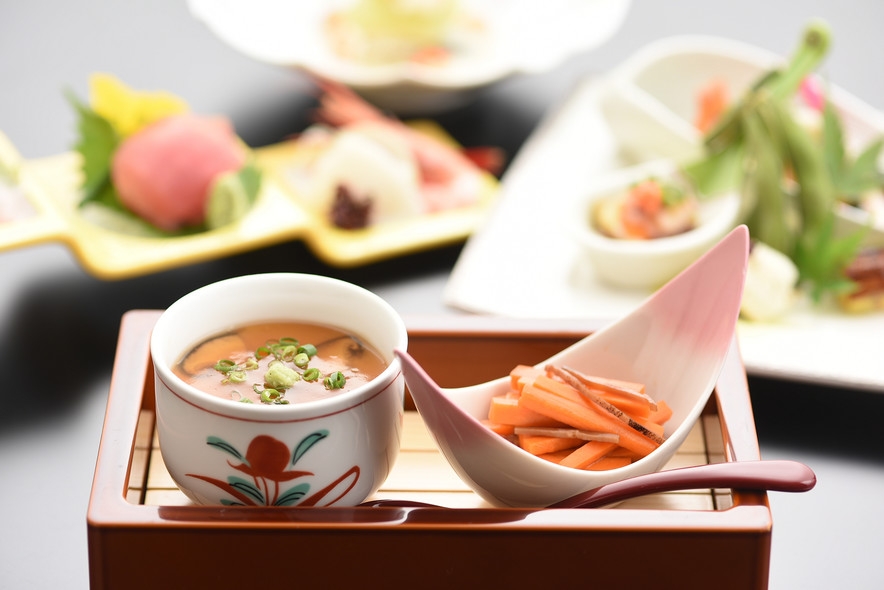 あづま荘感謝プラン＼SPコース／＜料理長こだわり和風会席膳＞2食付き