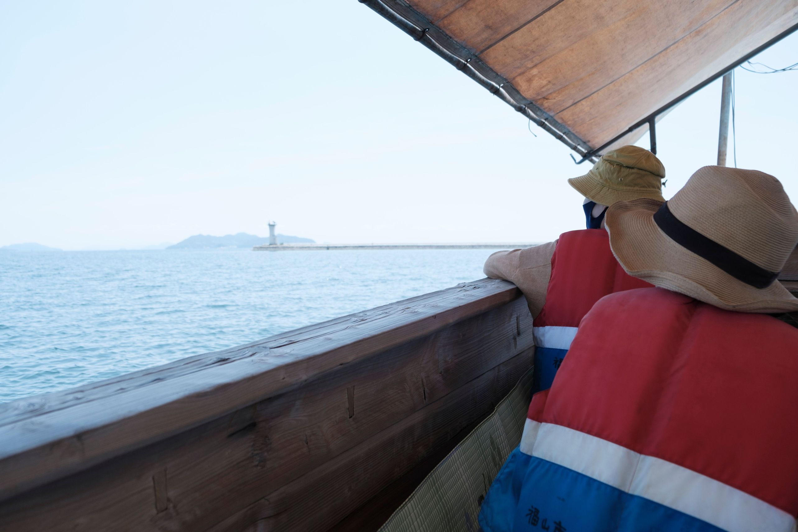 【港町プラン】木造船で海から鞆を眺める遊覧＋漁師直伝の釣り体験