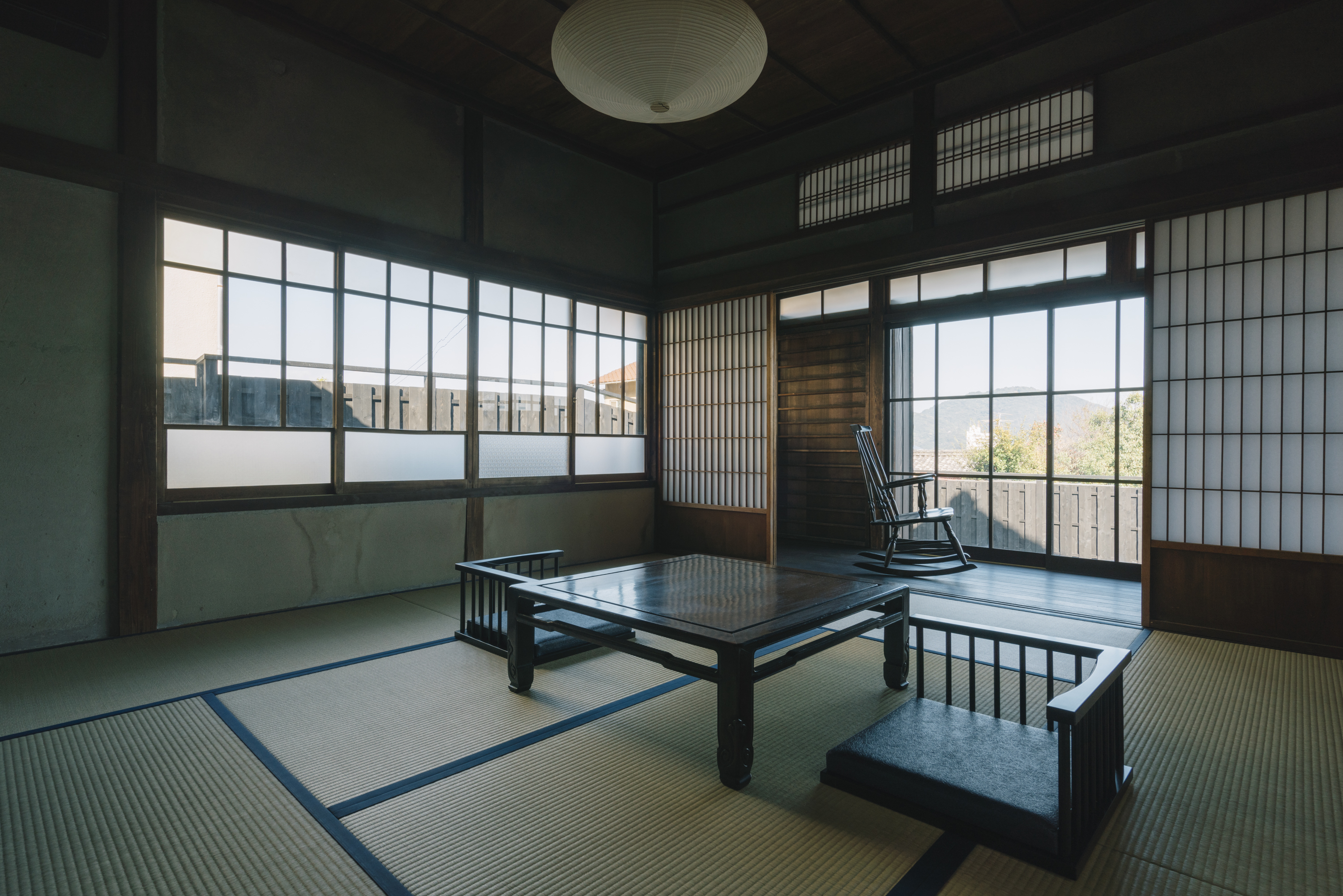 ENOURA201　港町スイート 書院 / SHOIN　居間